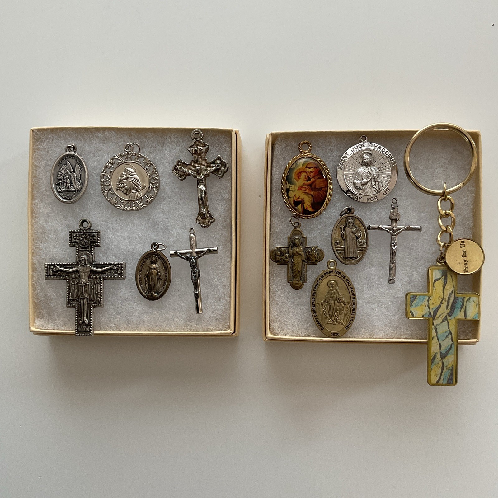 Lot (13) Vintage Catholic Medals, Crucifix/Cross Charms & Keychain