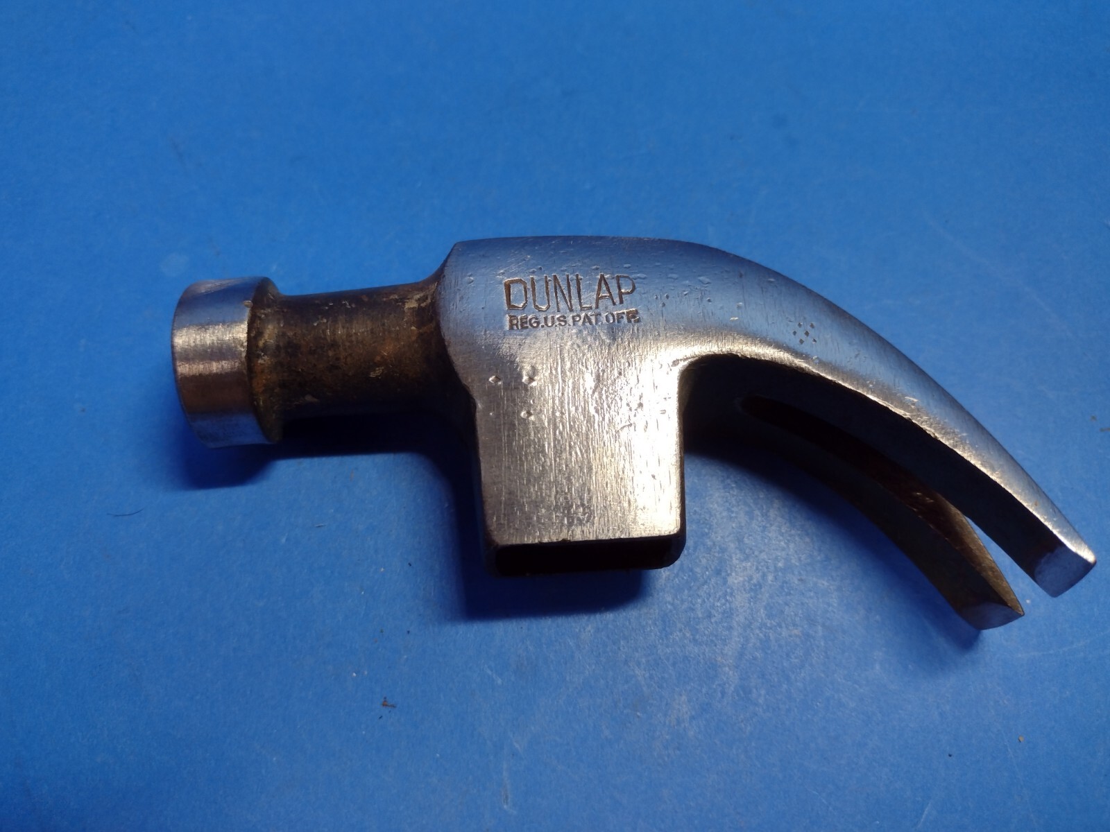 Vintage 16 oz. ** DUNLAP *** Curved Claw Hammer USA SEARS Vintage 16 oz. ** DUNLAP *** Curved Claw Hammer USA SEARS