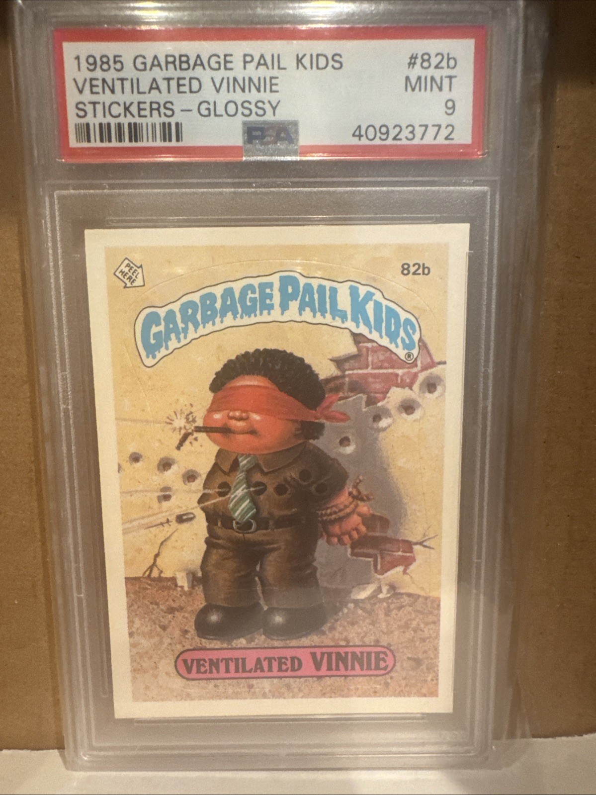 1985 Topps GPK GARBAGE PAIL KIDS Glossy Sticker VENTILATED VINNIE #82b PSA 9