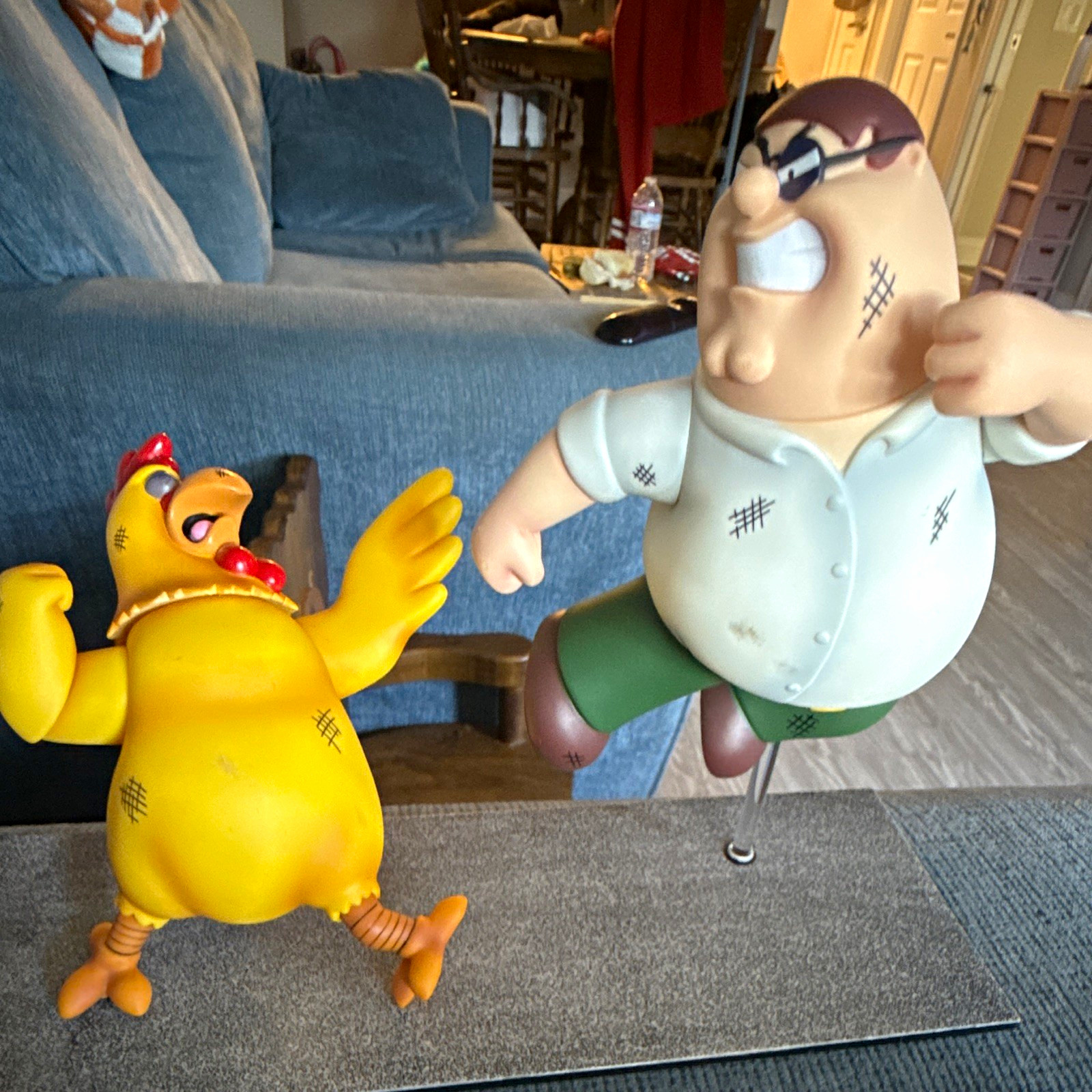 Family Guy Peter Griffin vs Ernie the Giant Chicken 2-Pack Plastic Figure Set