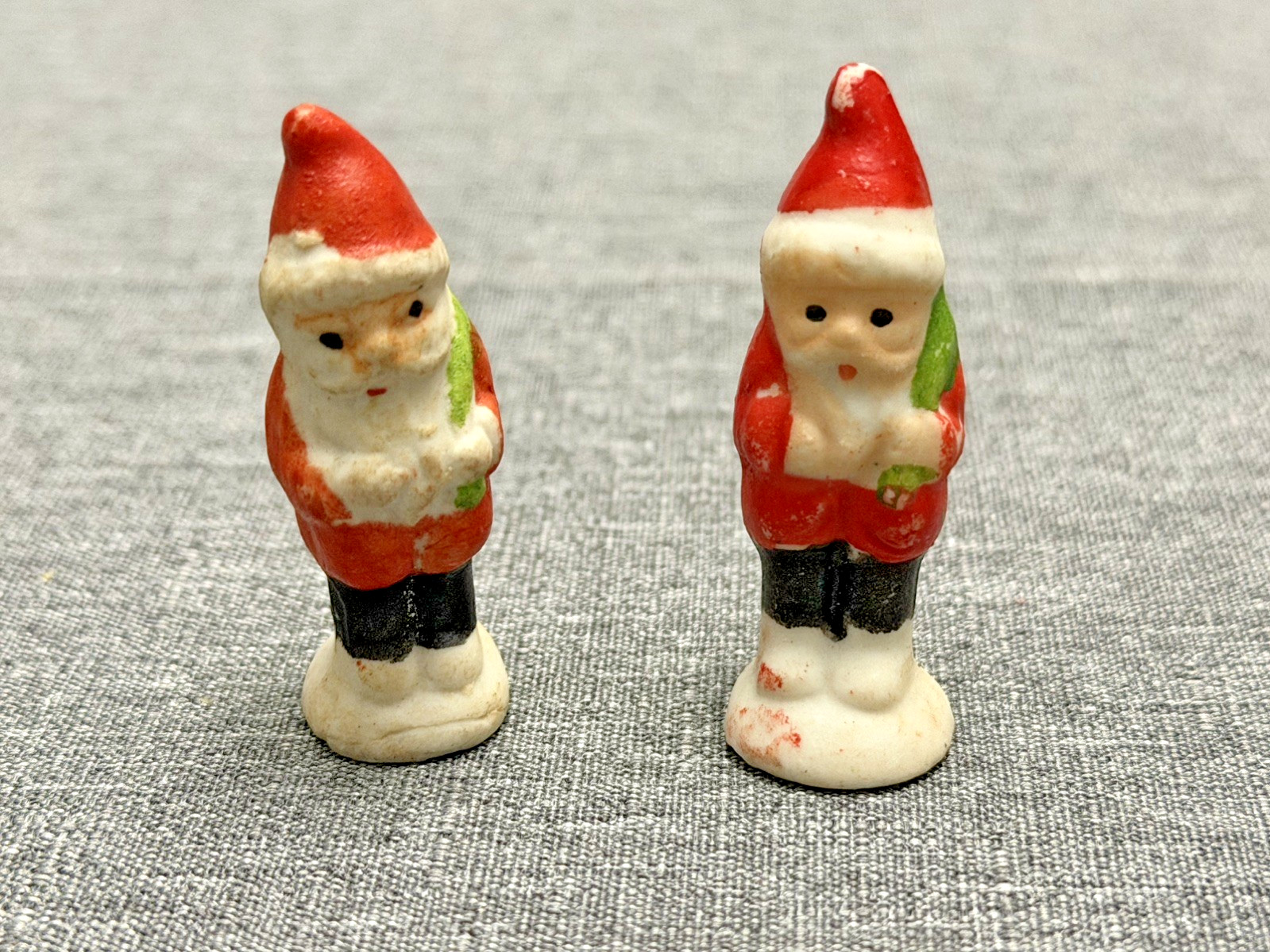 Vintage Miniature Bisque Santa Figurines with Green Bag 2\