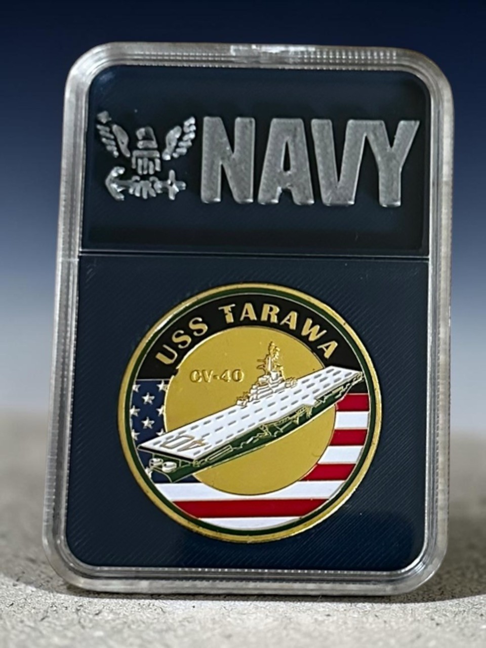 US NAVY - USS TARAWA / CV-40 Challenge Coin in Display Case ·NEW· ·PERFECT GIFT·