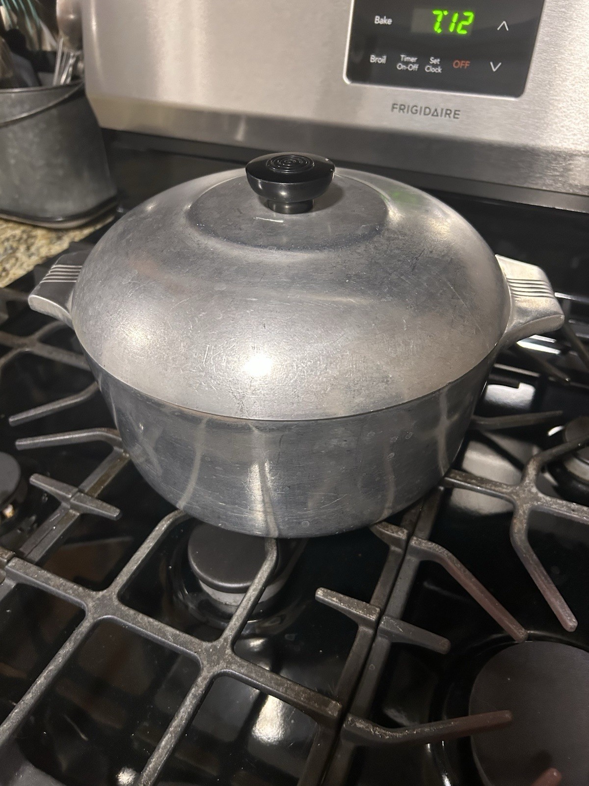 Vintage Wagner Ware Sidney 0 Magnalite 4248-P 5 Quart Dutch Oven 
