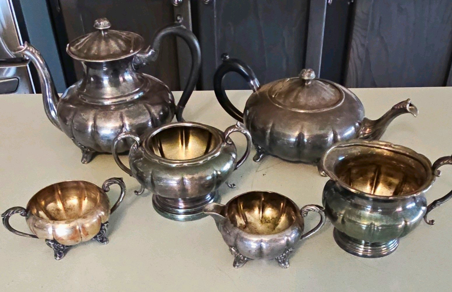 Silver Plated 5-Piece Tea Set w/ Teapot Creamer Sugar Bowl & Lids, Silver-