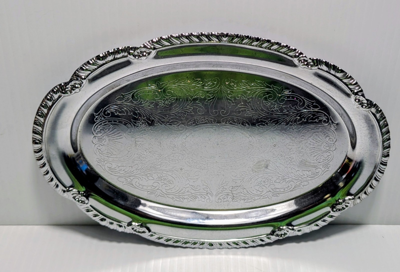 Vintage Irvinware Oval Tin Serving Tray Small 9 1/2\