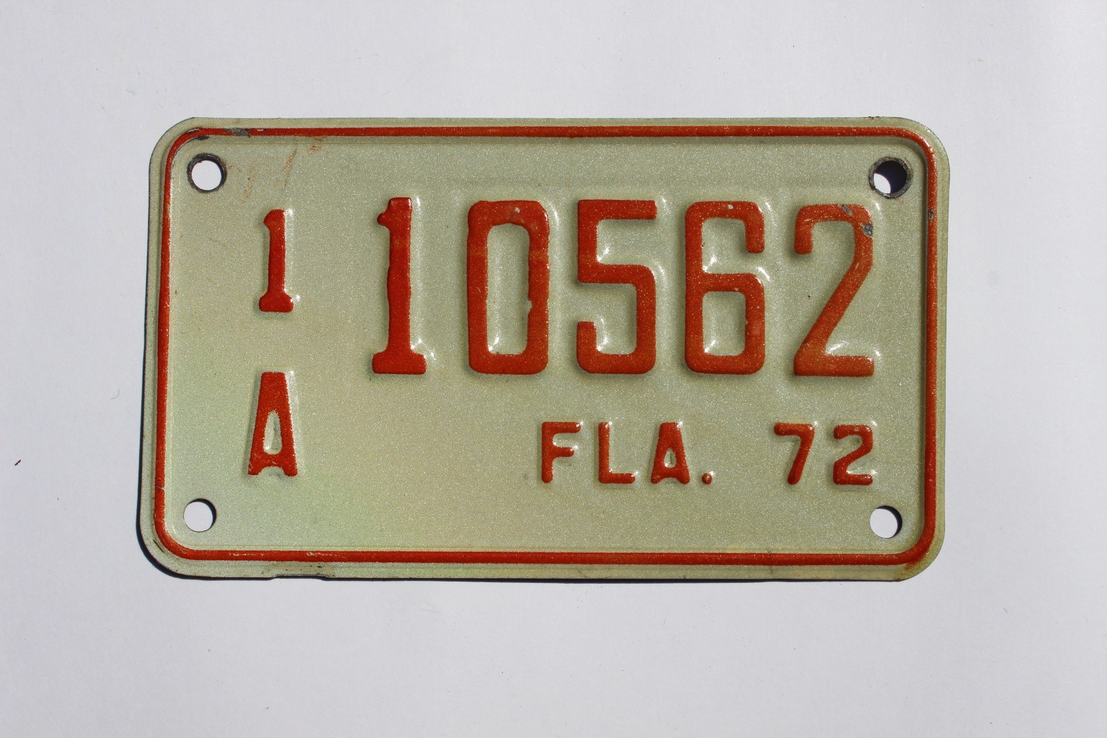 Vintage Antique 1972 FL Florida Motorcycle License Plate   1A-10562