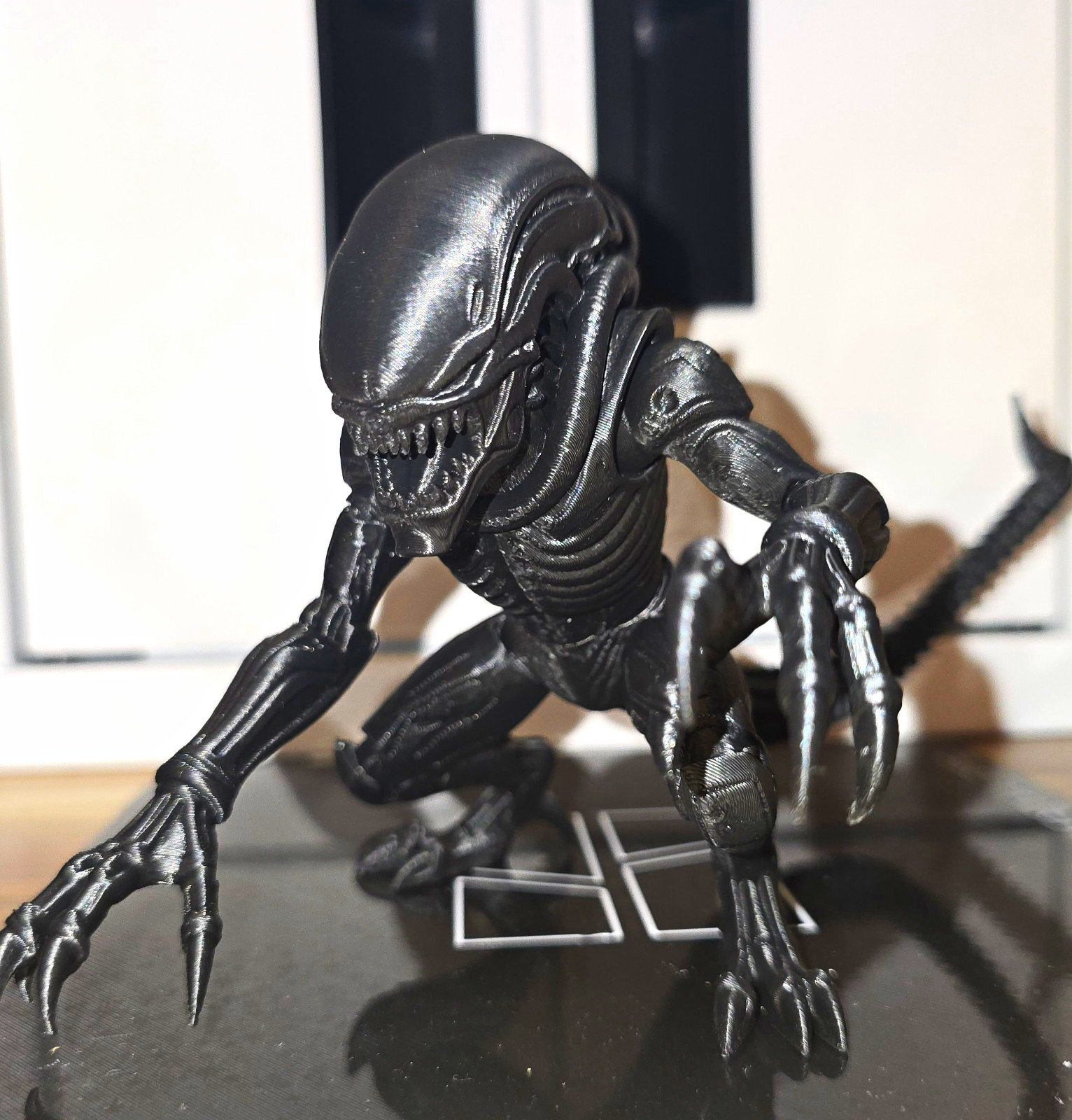 Aliens Xenomorph Black Action Figure Collectible Sci-Fi Horror