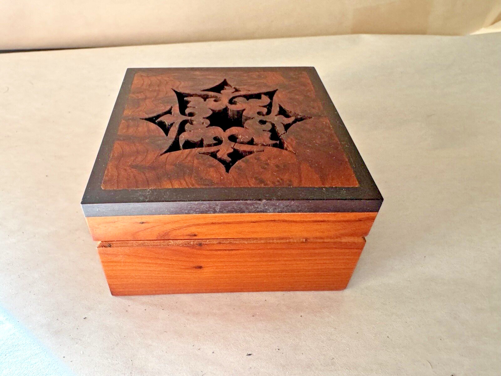 Vintage Handcrafted BURL Wood Trinket Box with Carved/Cutwork Lid