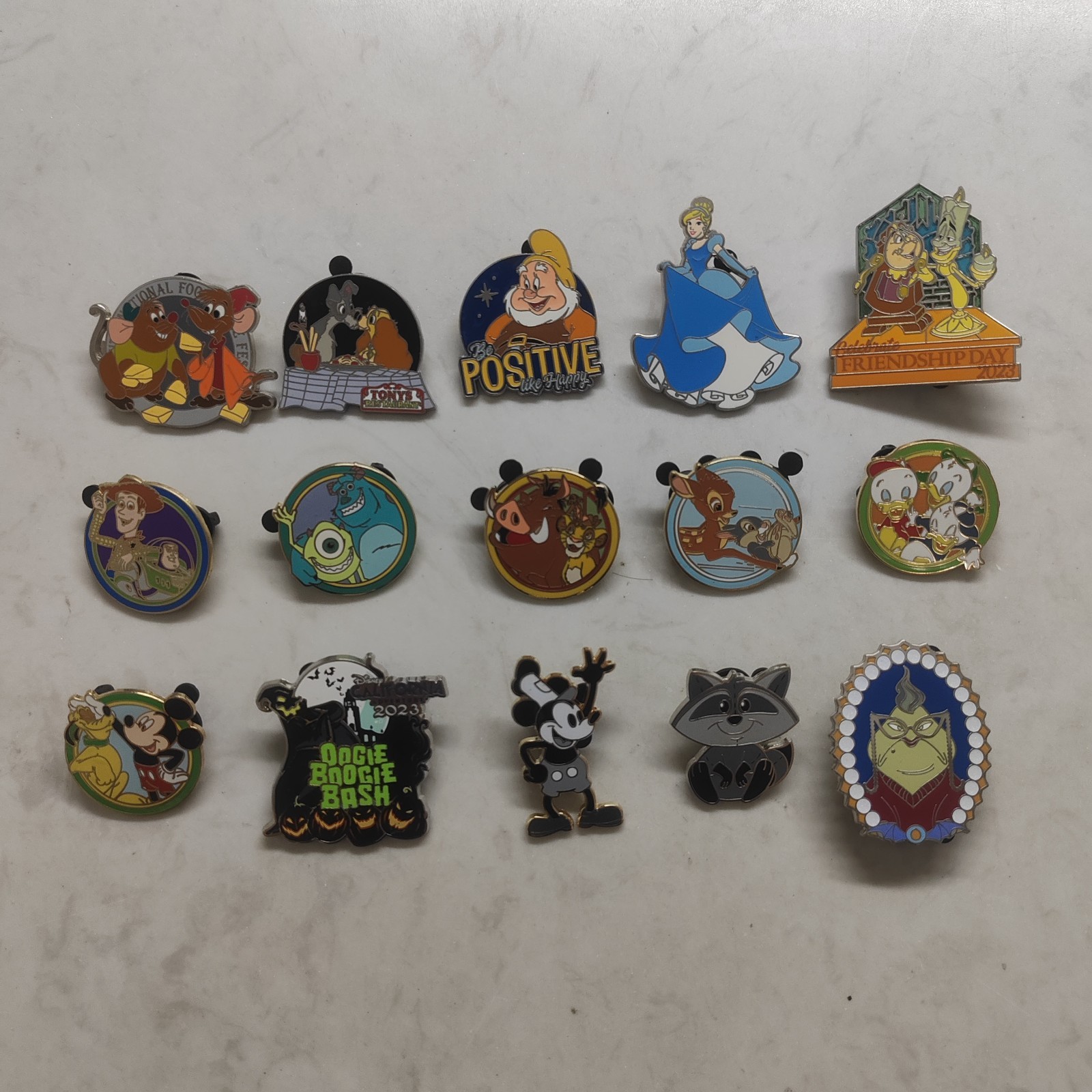 15-Piece Disney Trading Pins Set