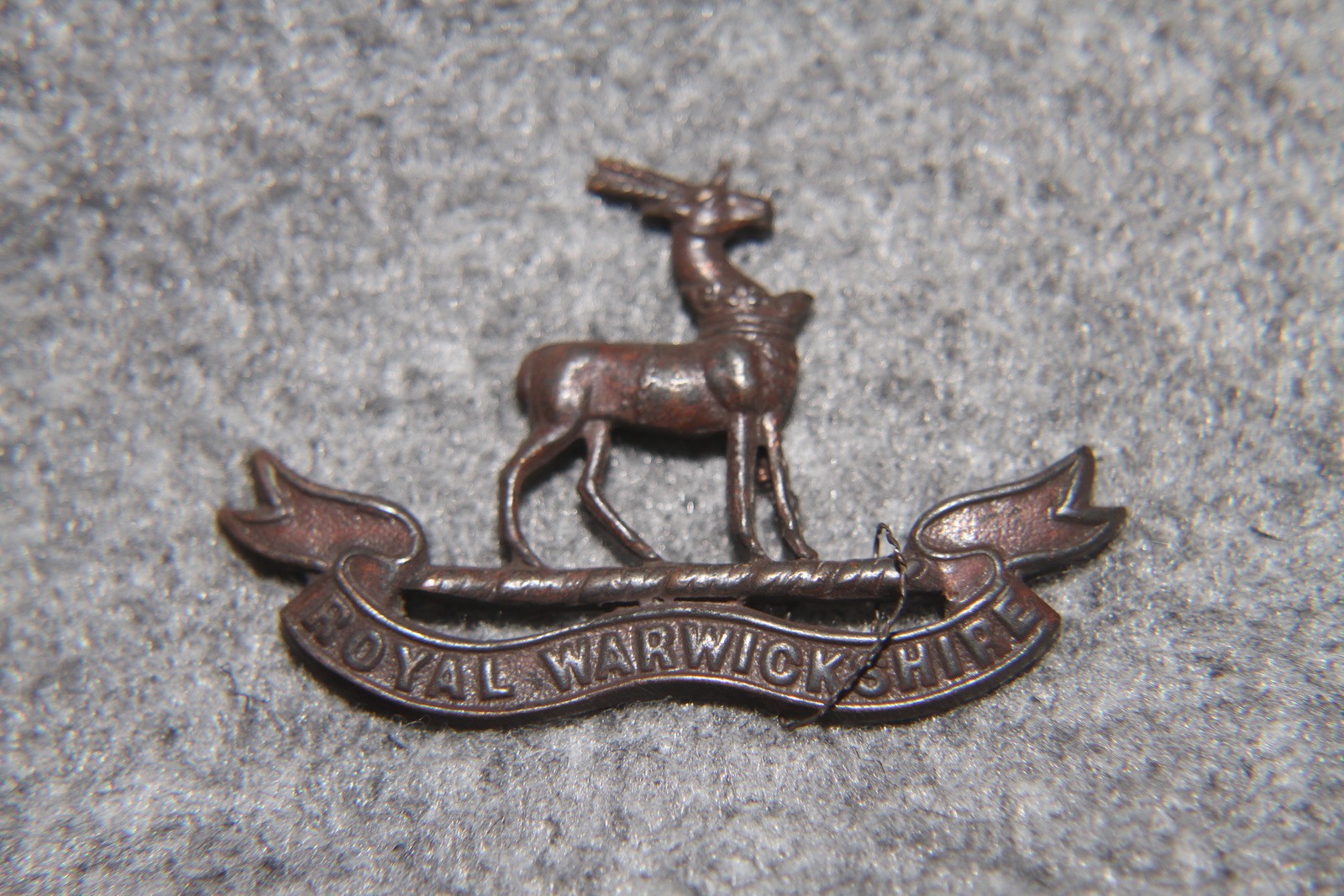 WW2 British Beret Cap Badge,Device,The Royal Warwickshire Regiment