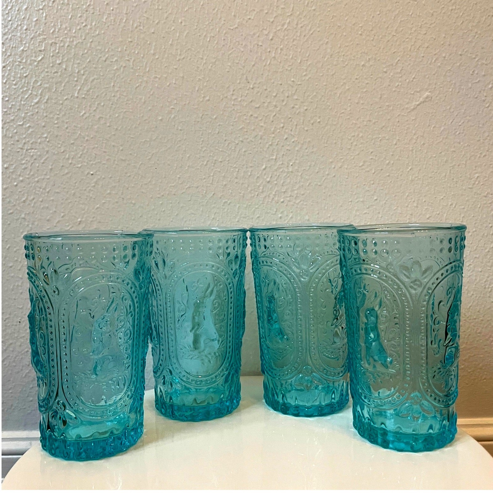 Easter Bunny Embossed Hobnail Victorian Heavy Drinking Glasses Set 4 Blue New