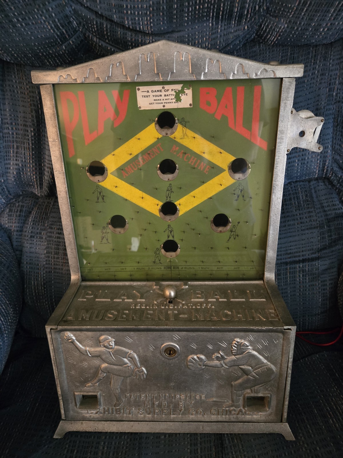 1925 EXHIBIT SUPPLY CO  PLAY BALL  AMUSEMENT MACHINE  / PENNY BACK  GAMBLING 