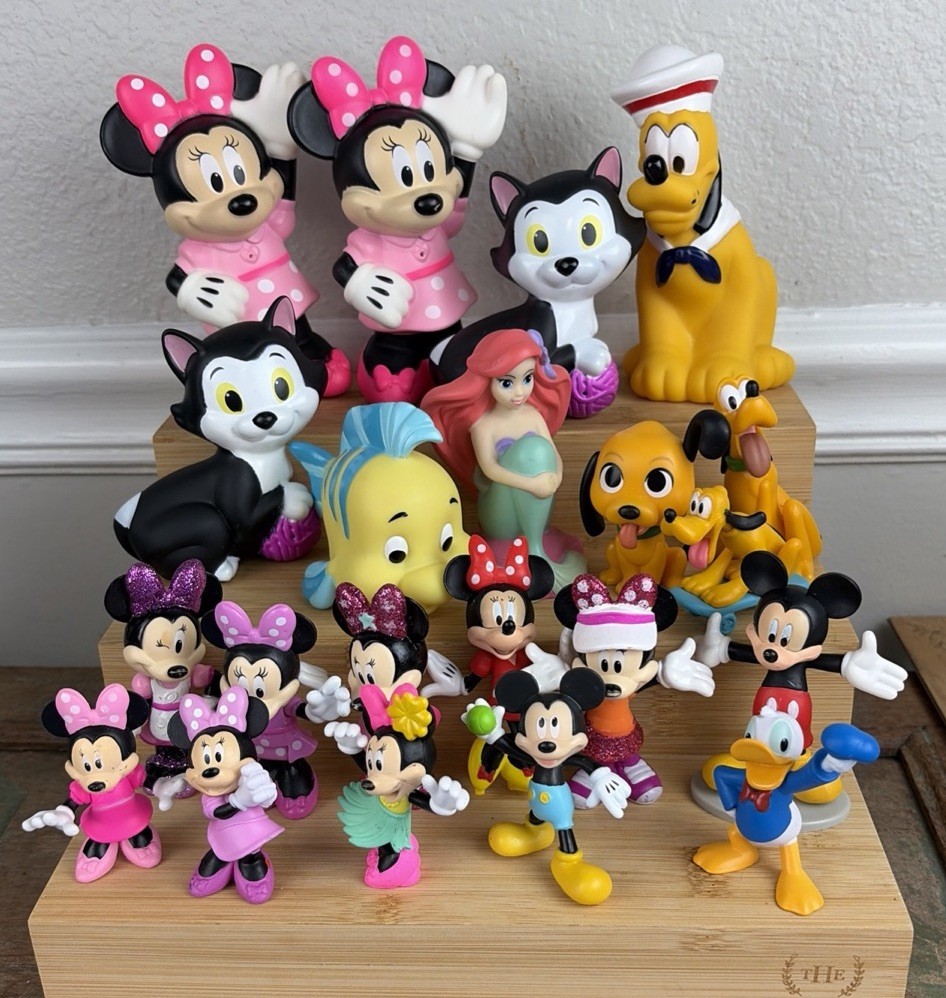 Disney Minnie Mouse Lot Of 21 Figures Pluto Mickey Donald Duck Little Mermaid