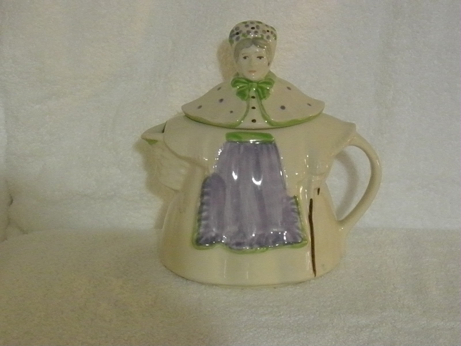 Vintage Granny Ann Tea Pot Pitcher; USA; Shawnee; Pink & Blue; See Pics, Age?