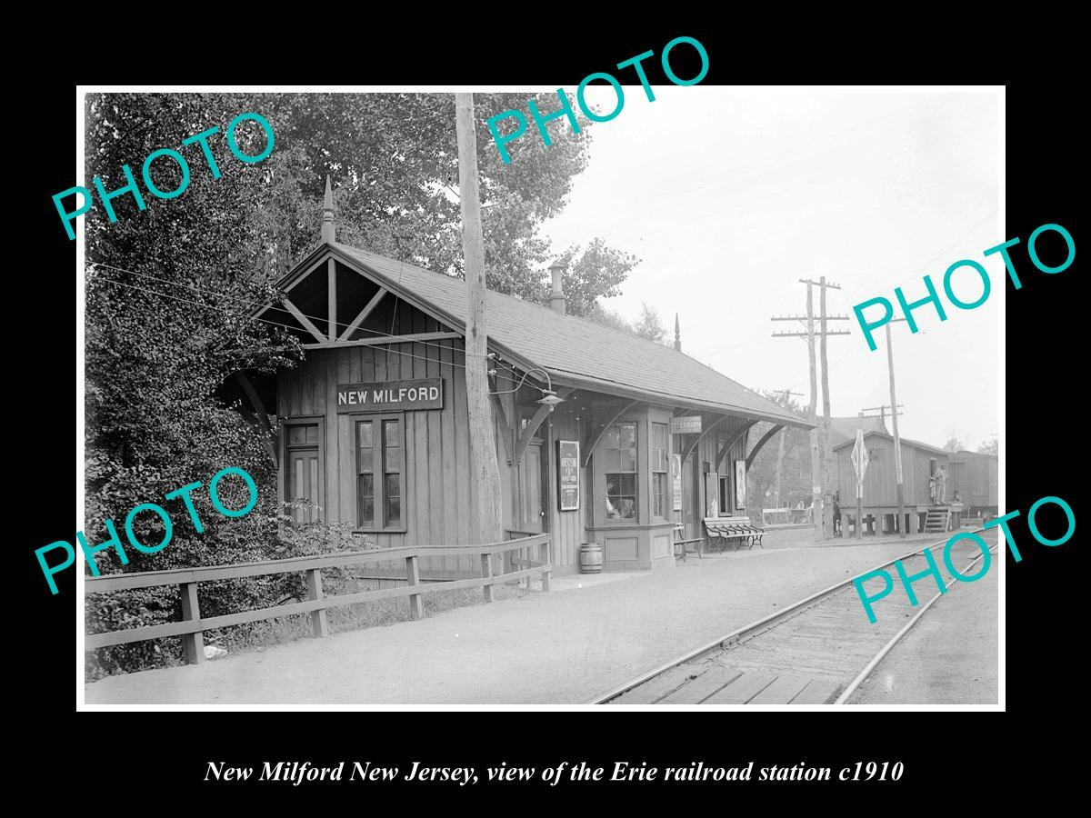 OLD 8x6 HISTORIC PHOTO OF NEW MILFORD NEW JERSEY ERIE RAILROAD STATION c1910 1