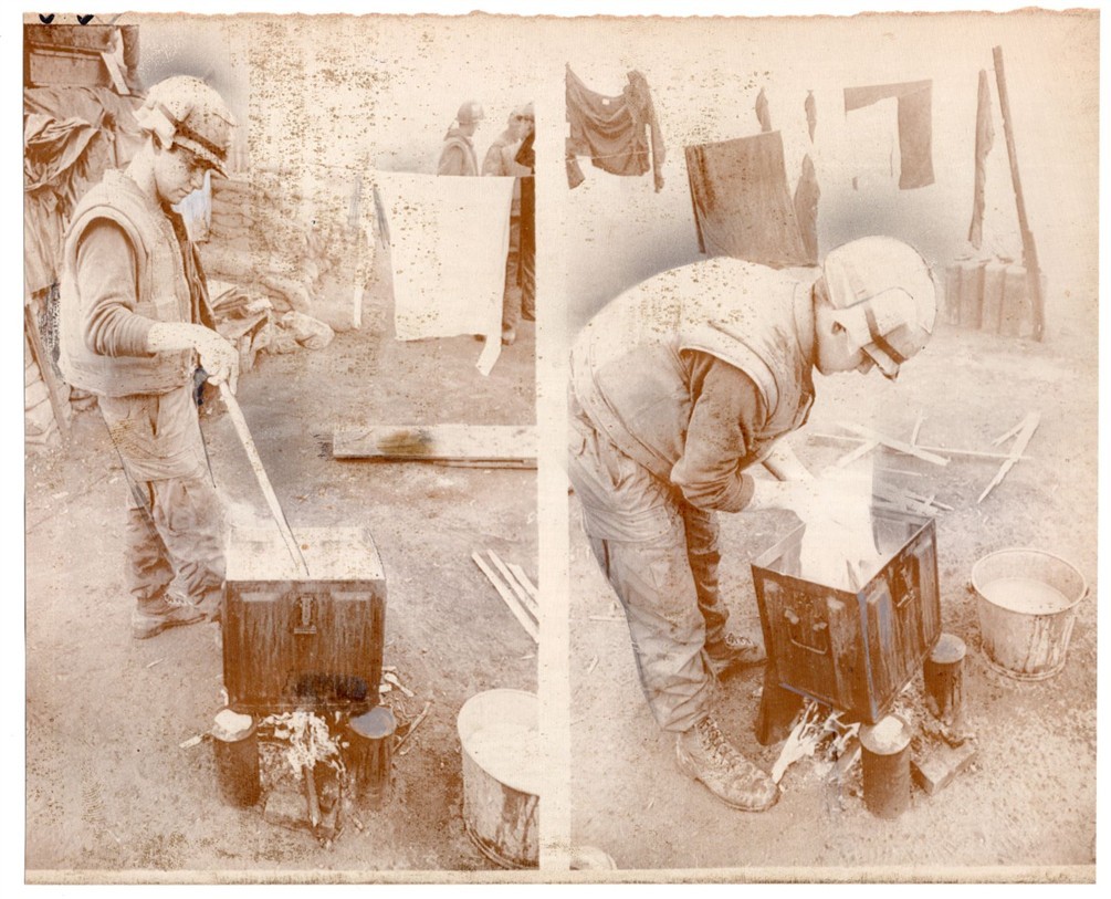 1968 Khe Sanh Vietnam L/Cpl Wayne Salisbury Cranston RI Washing Clothes Photo