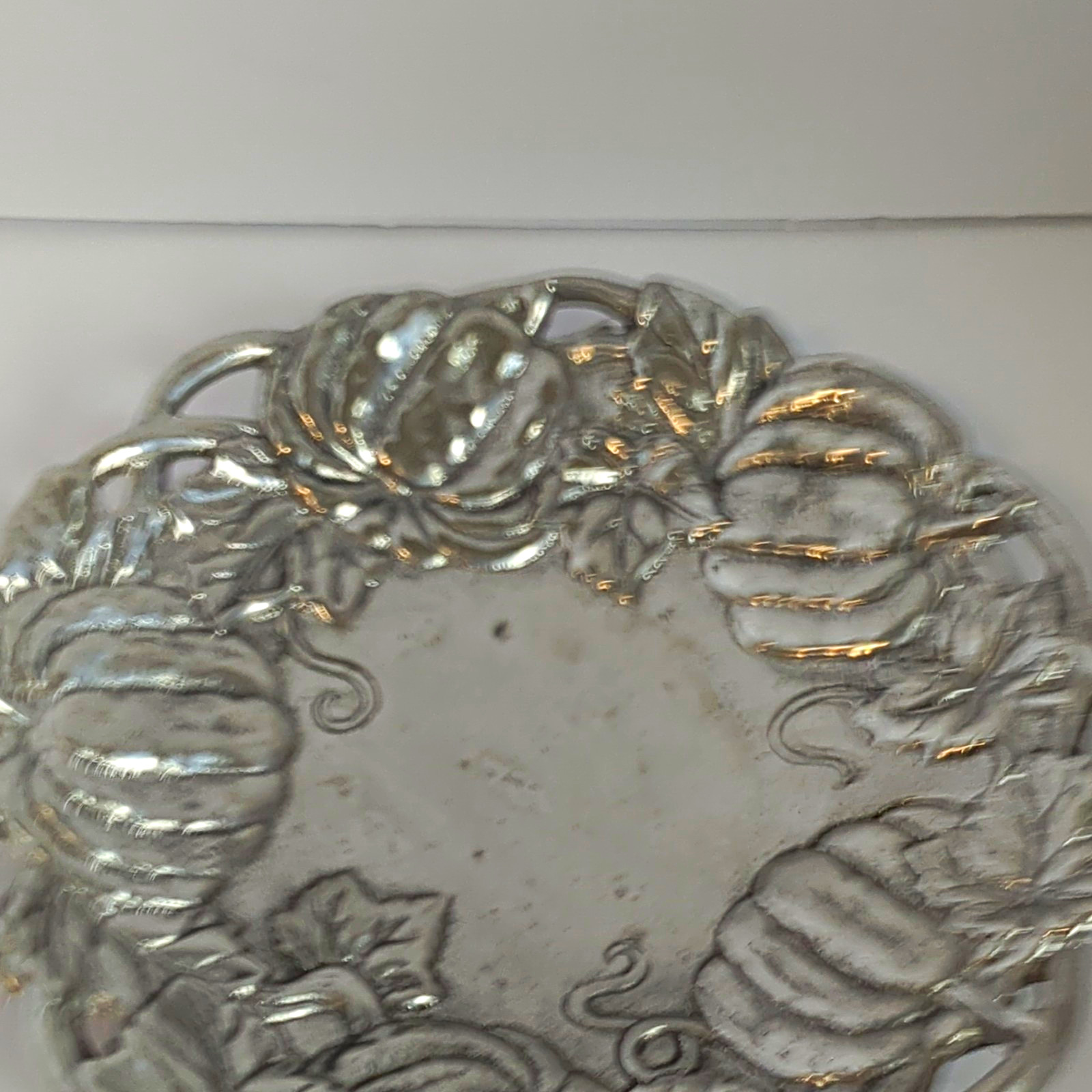 Arthur Court Silver-Tone Metal Pumpkin Vine Round Serving Tray, 5 in