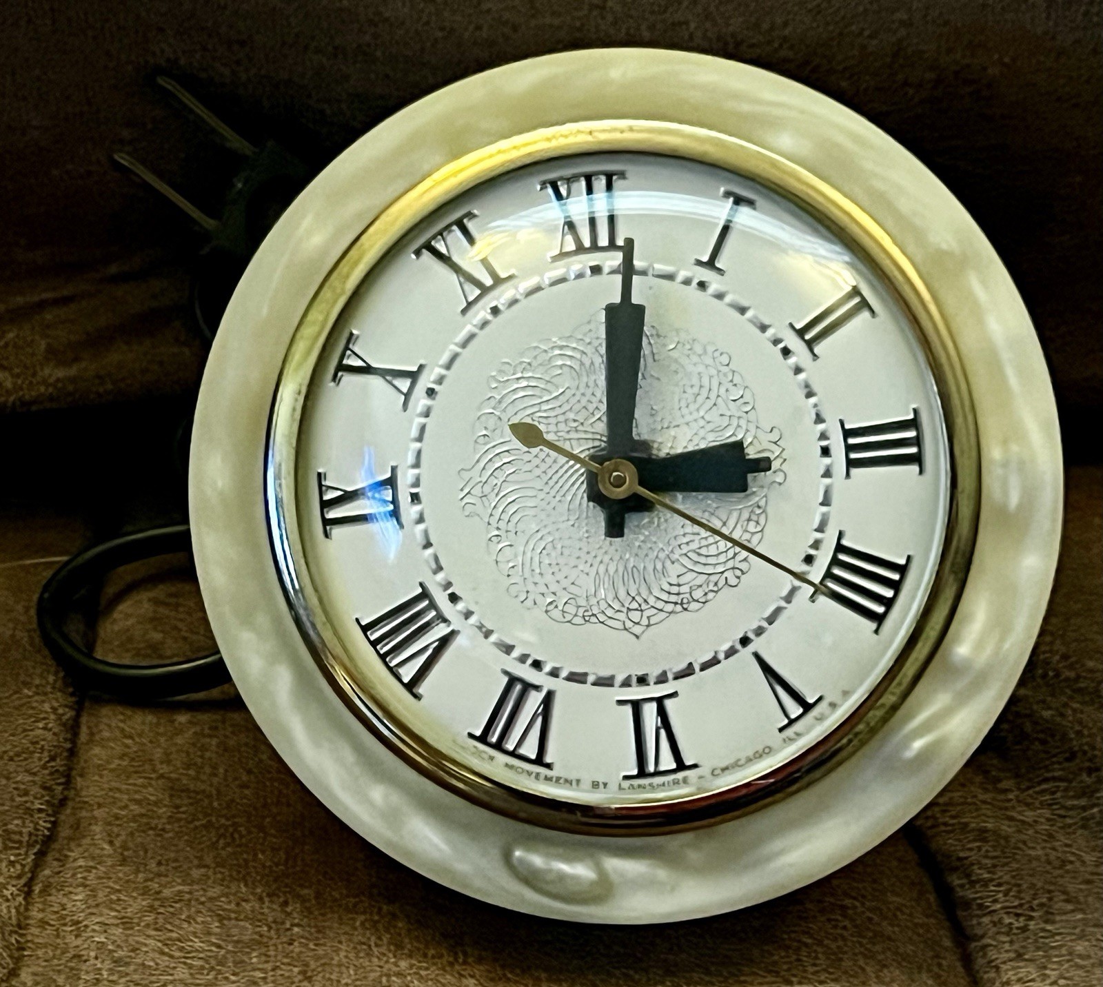 VNTG Lanshire Electric Desk Clock - Working - Mdl # T3 l👀k