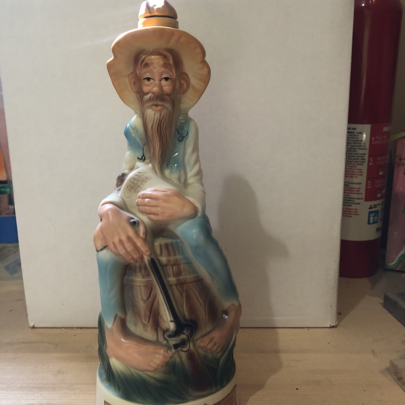 Vintage 1969 Old Cabin Still Hillbilly Decanter Stitzel-Weller Vintage 1969 Old Cabin Still Hillbilly Decanter Stitzel-Weller