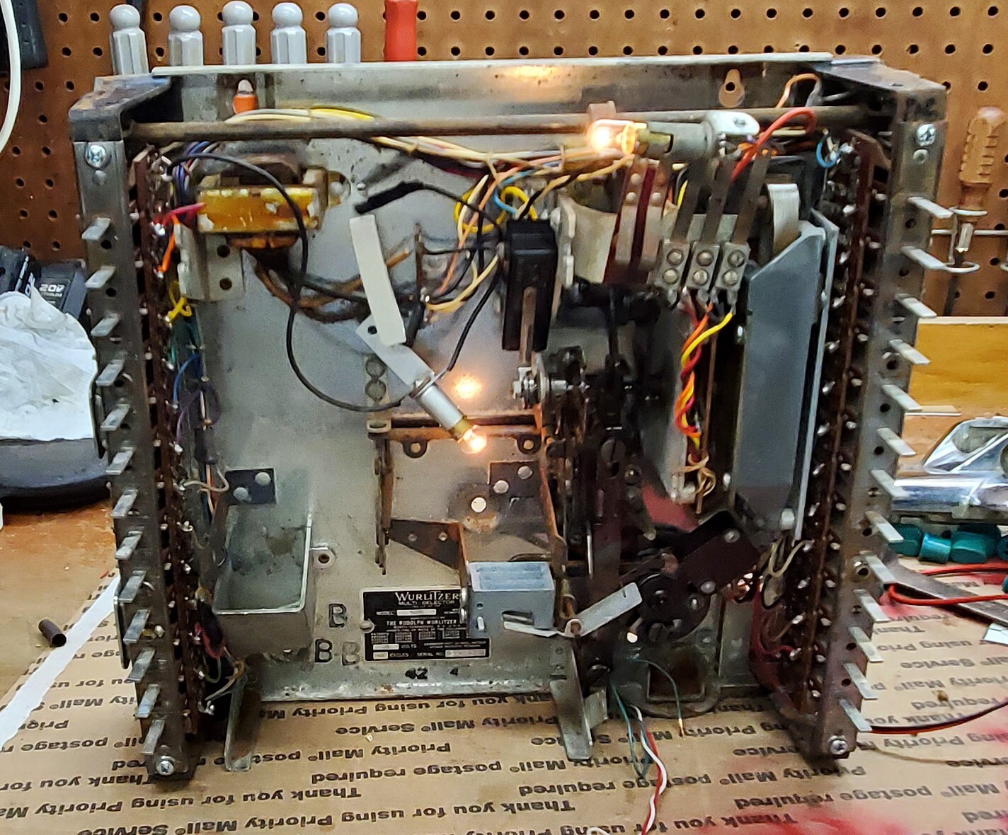 WURLITZER 5205 RESTORED JUKEBOX WALLBOX CHASIS - #5764