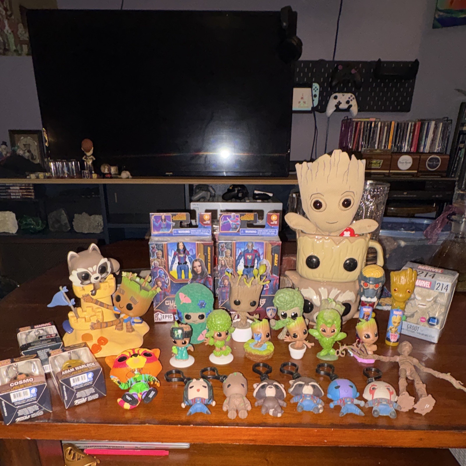 Funko Hasbro Marvel Guardians of the Galaxy Groot Figure Lot Boxed Pop #214