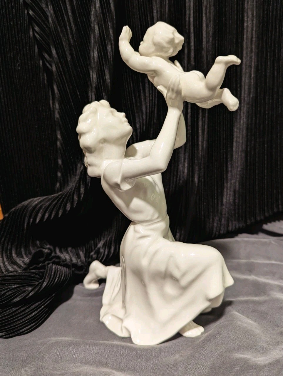 Vintage Norcrest Japan Porcelain Figurine Mother’s Darling White Glazed Mom Baby