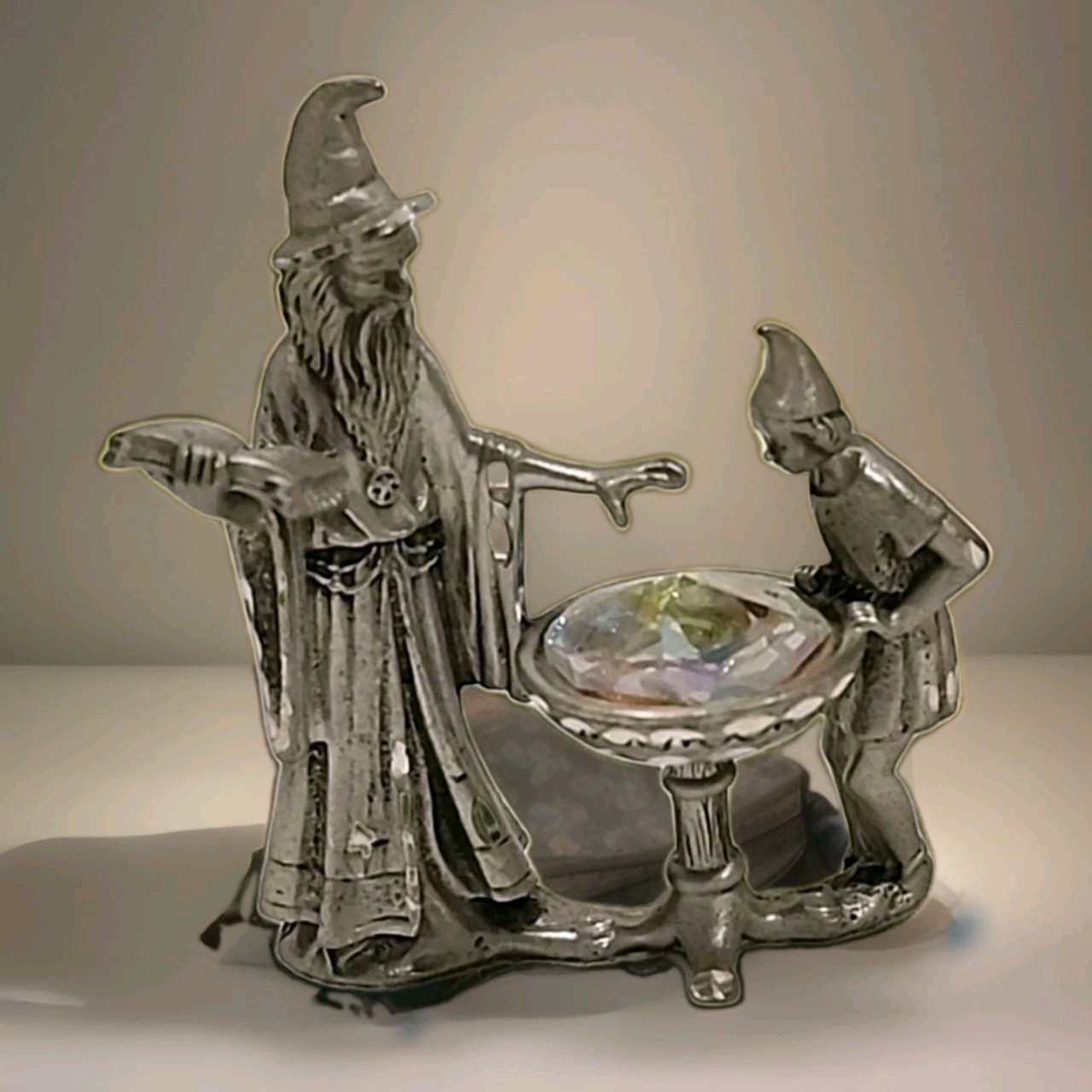 ​1989 Masterworks Pewter Wizard Apprentice Figurine Swarovski Crystal D&D