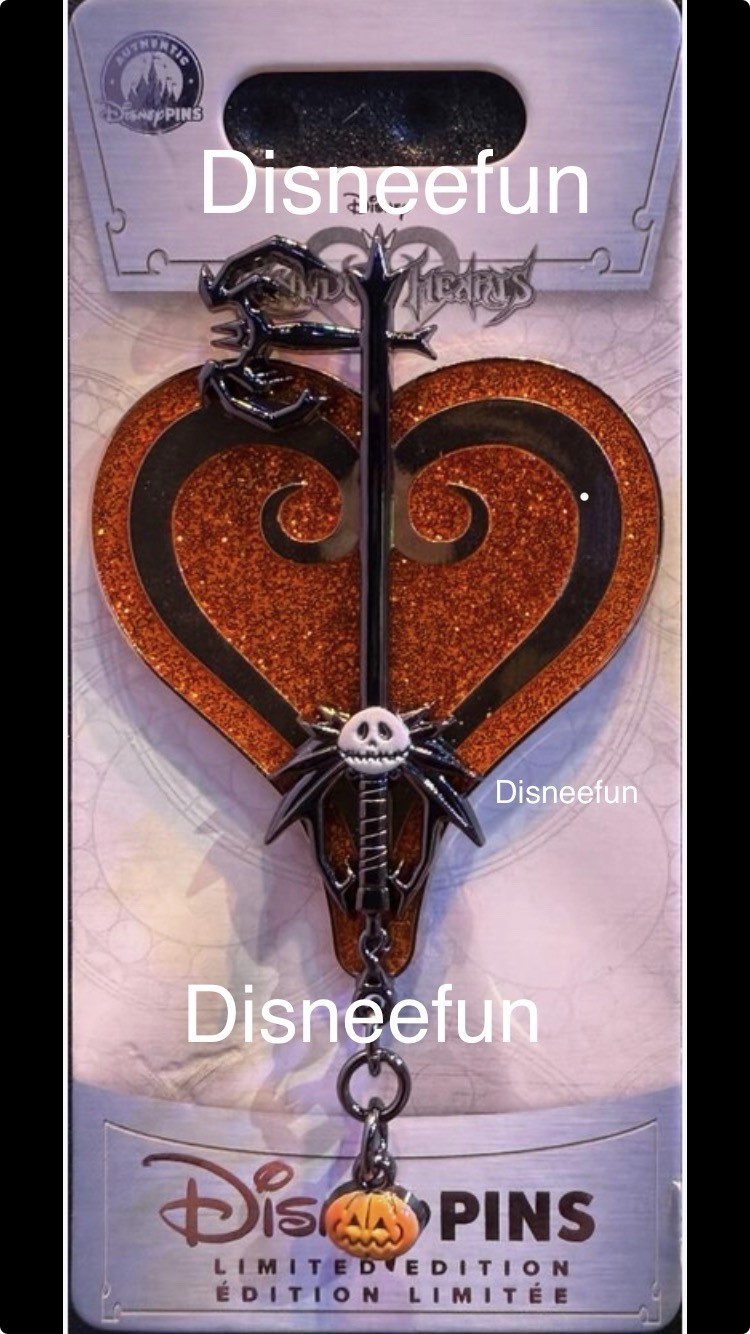 presale 2026 Disney Park Kingdom Hearts Halloween Town Pumpkinhead Keyblade Pin