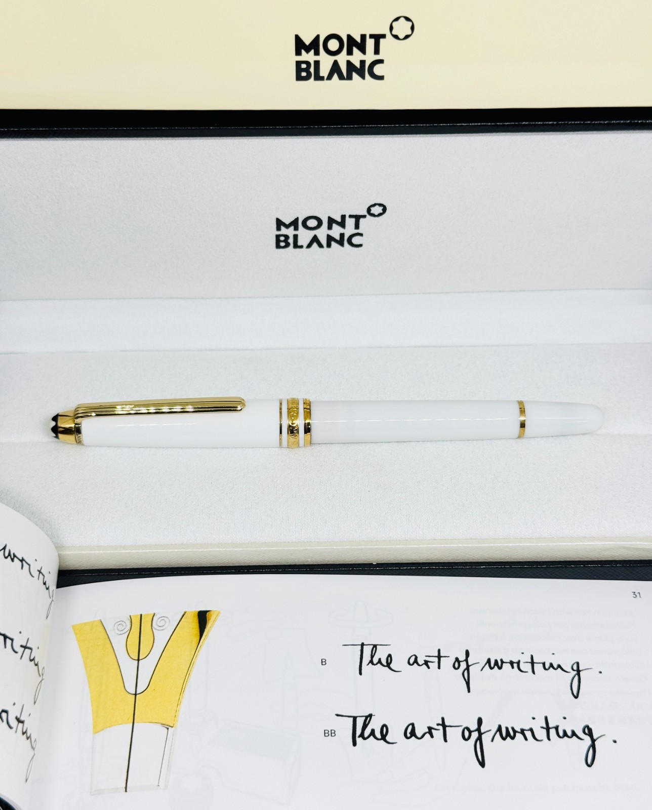 Vintage Montblanc Meisterstuck White Solitaire Ballpoint Pen Free World Shipping