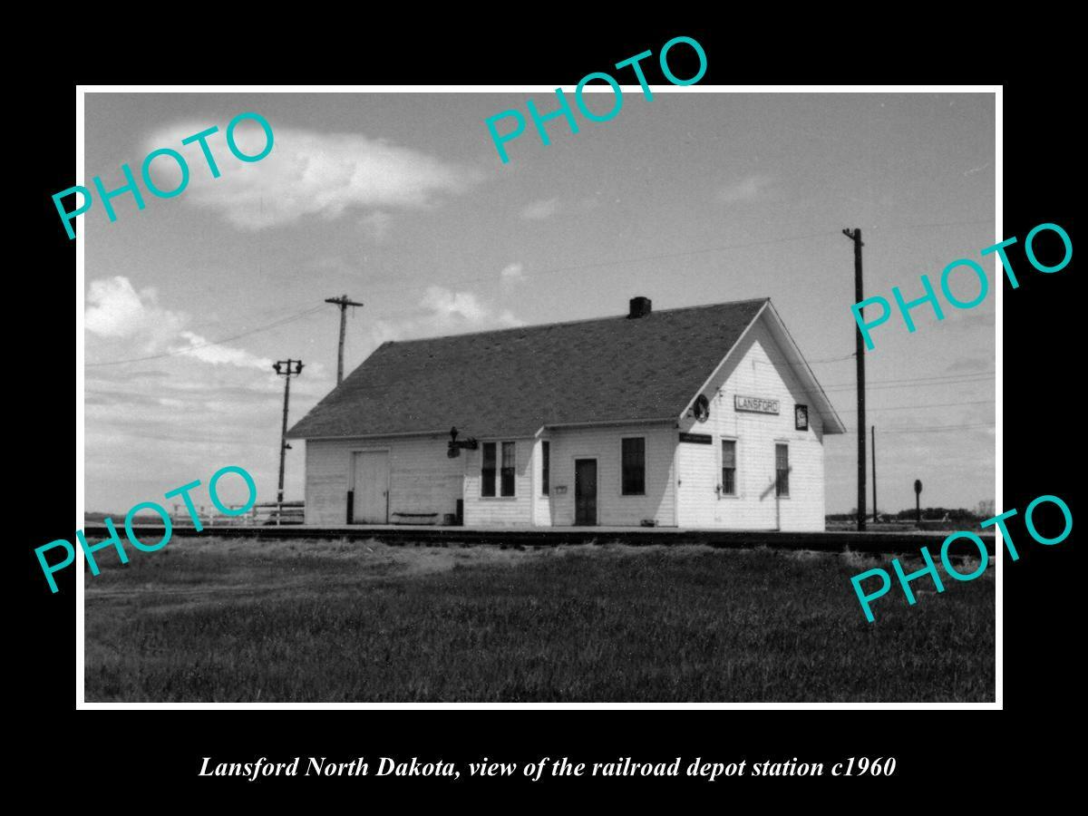 OLD POSTCARD SIZE PHOTO OF LANSFORD NORTH DAKOTA RAILROAD DEPOT STATION c1960