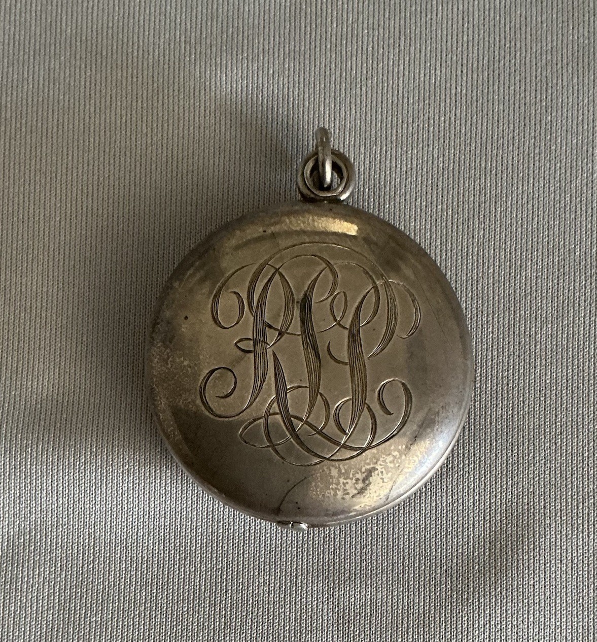 Antique Sterling Silver Locket Compact Monogrammed Ruby Lynne Peery Albany MO