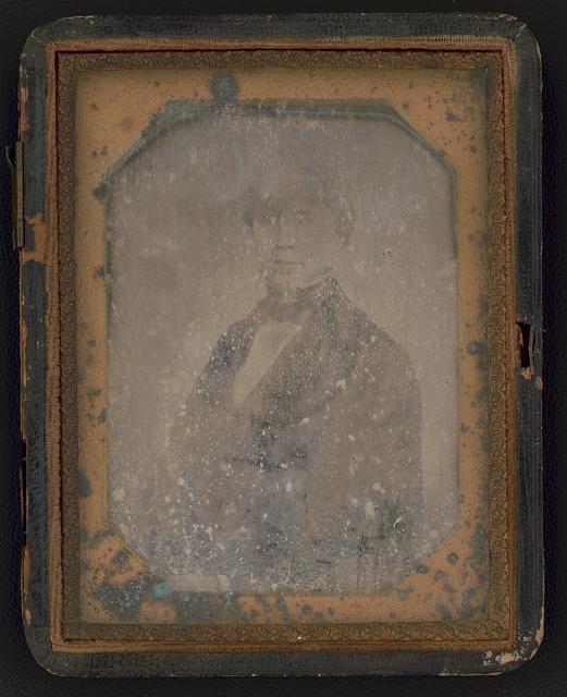 Photo:Unidentified Man 1840s 1850s Portrait Photograph