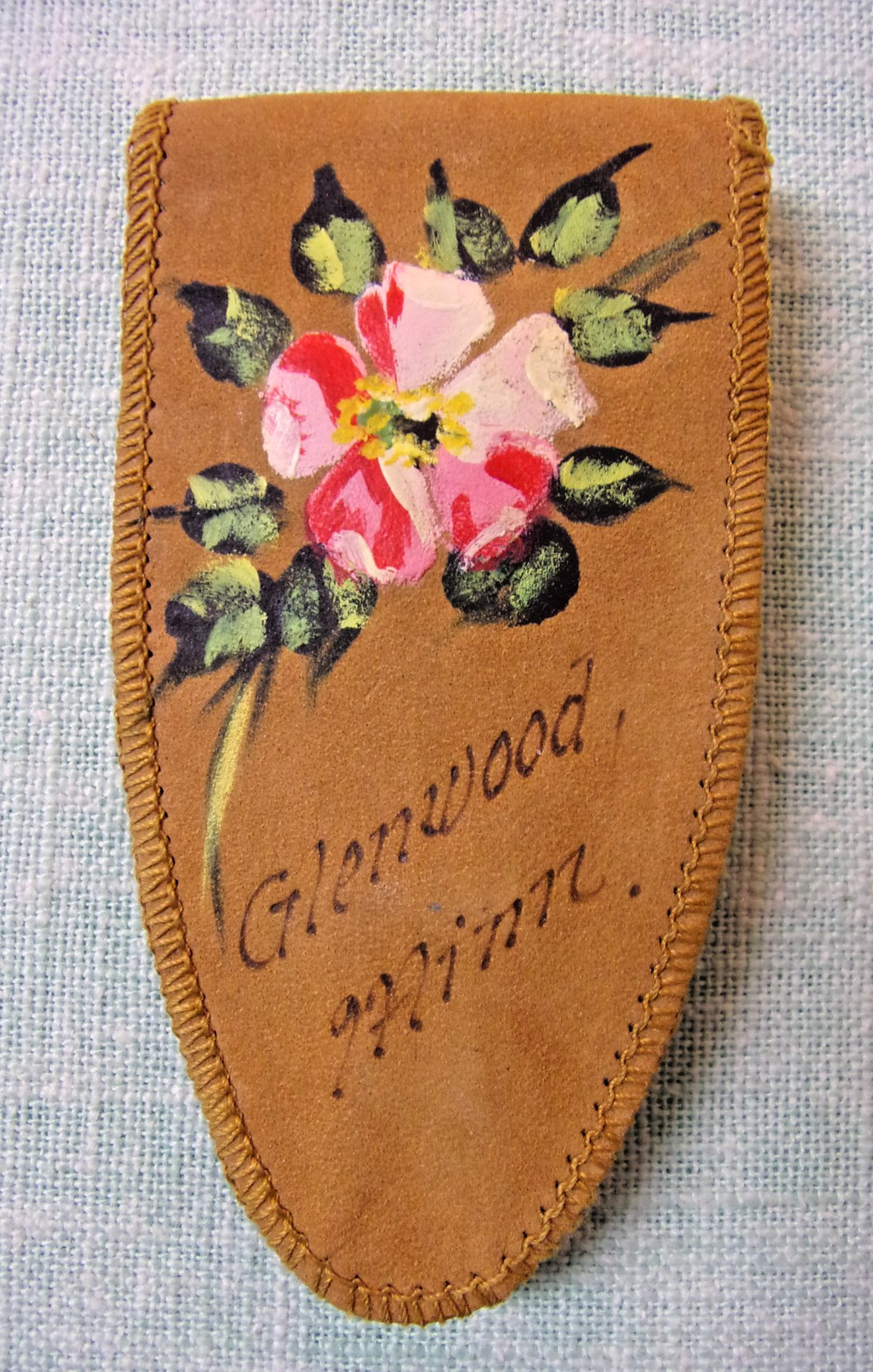 Glenwood Minnesota Souvenir Sewing Kit 1929 NICE