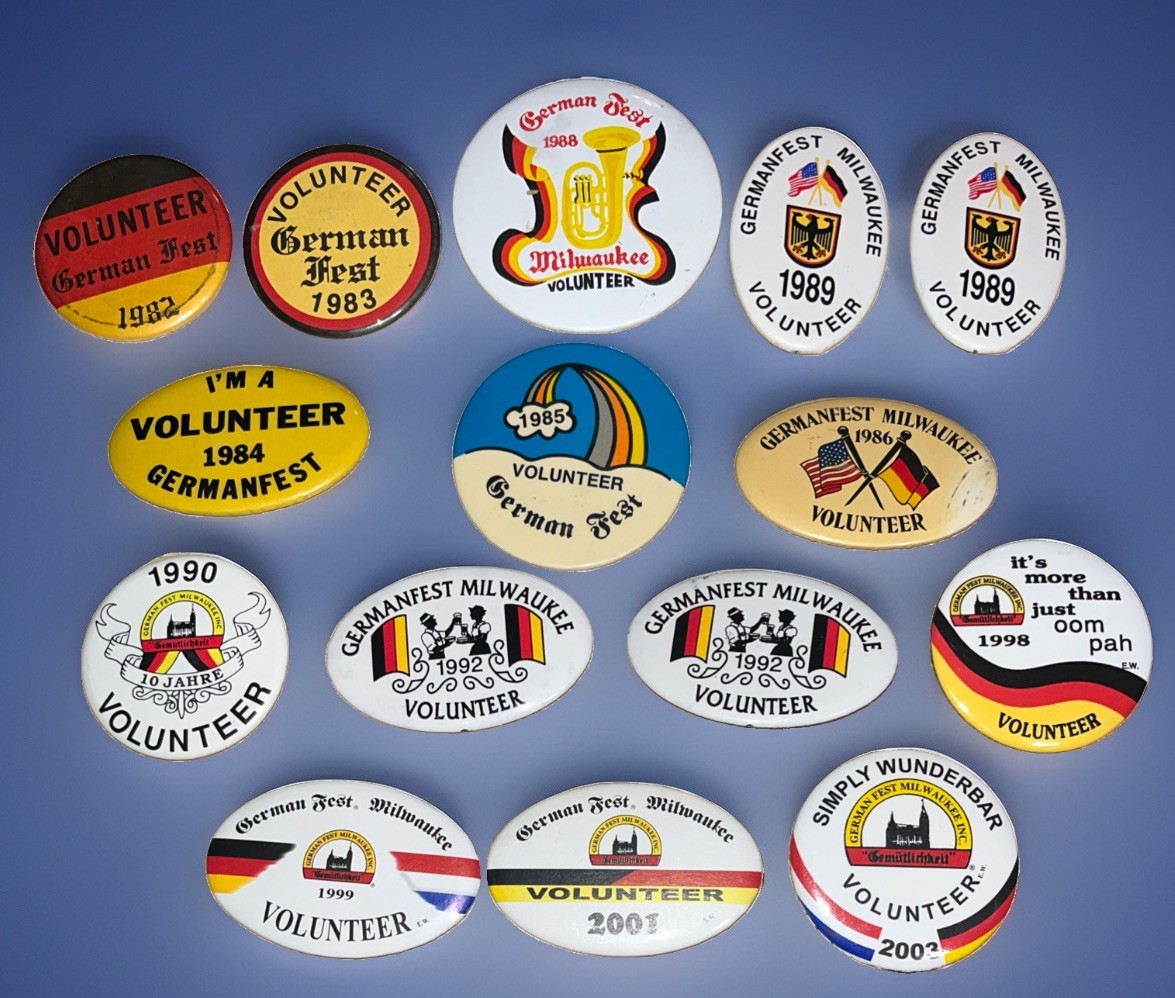German Fest Milwaukee Lot of 16 Vintage Volunteer Pinback Badges  1982-2003 READ