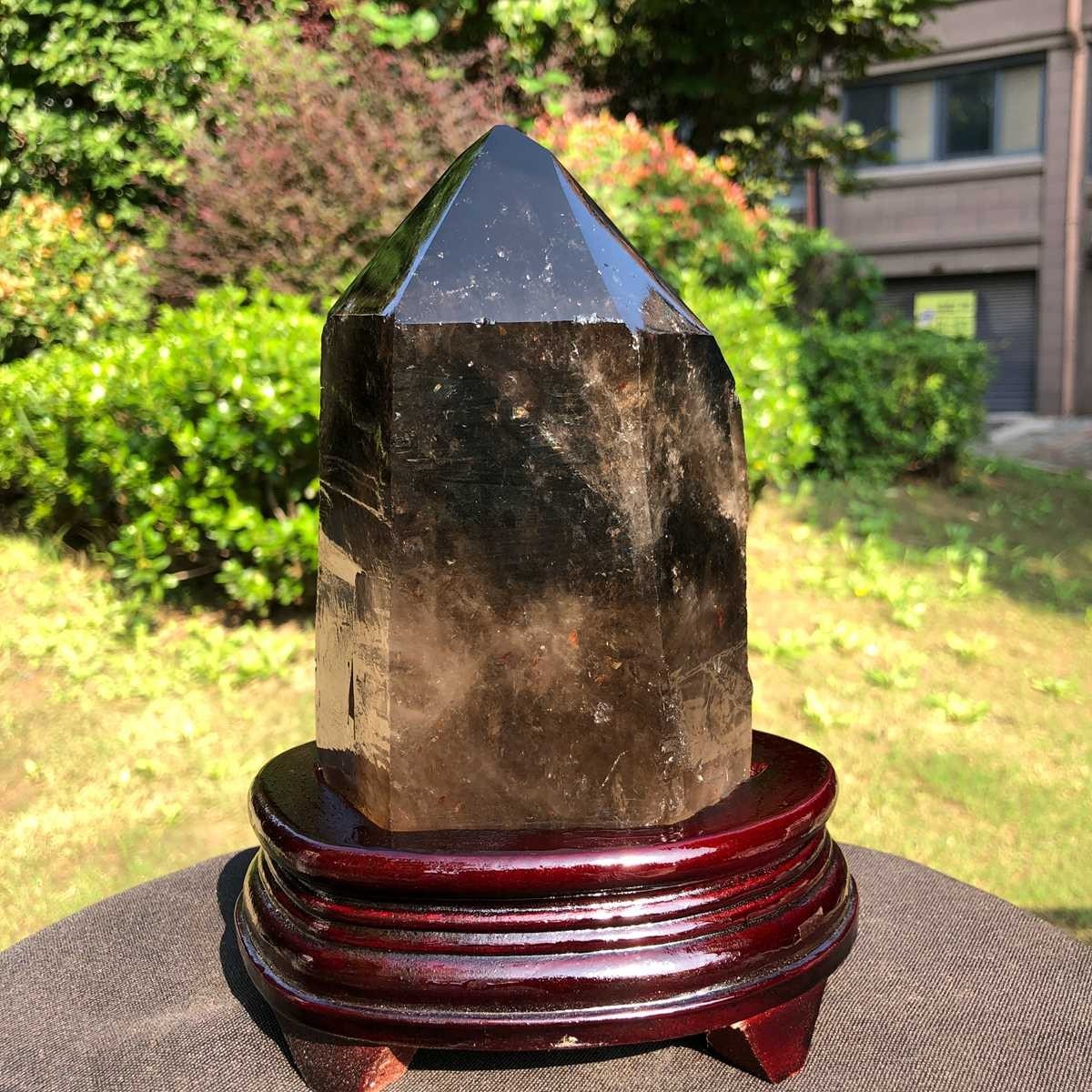 1870g  Natural tea crystal specimen + pedestal  MH2335