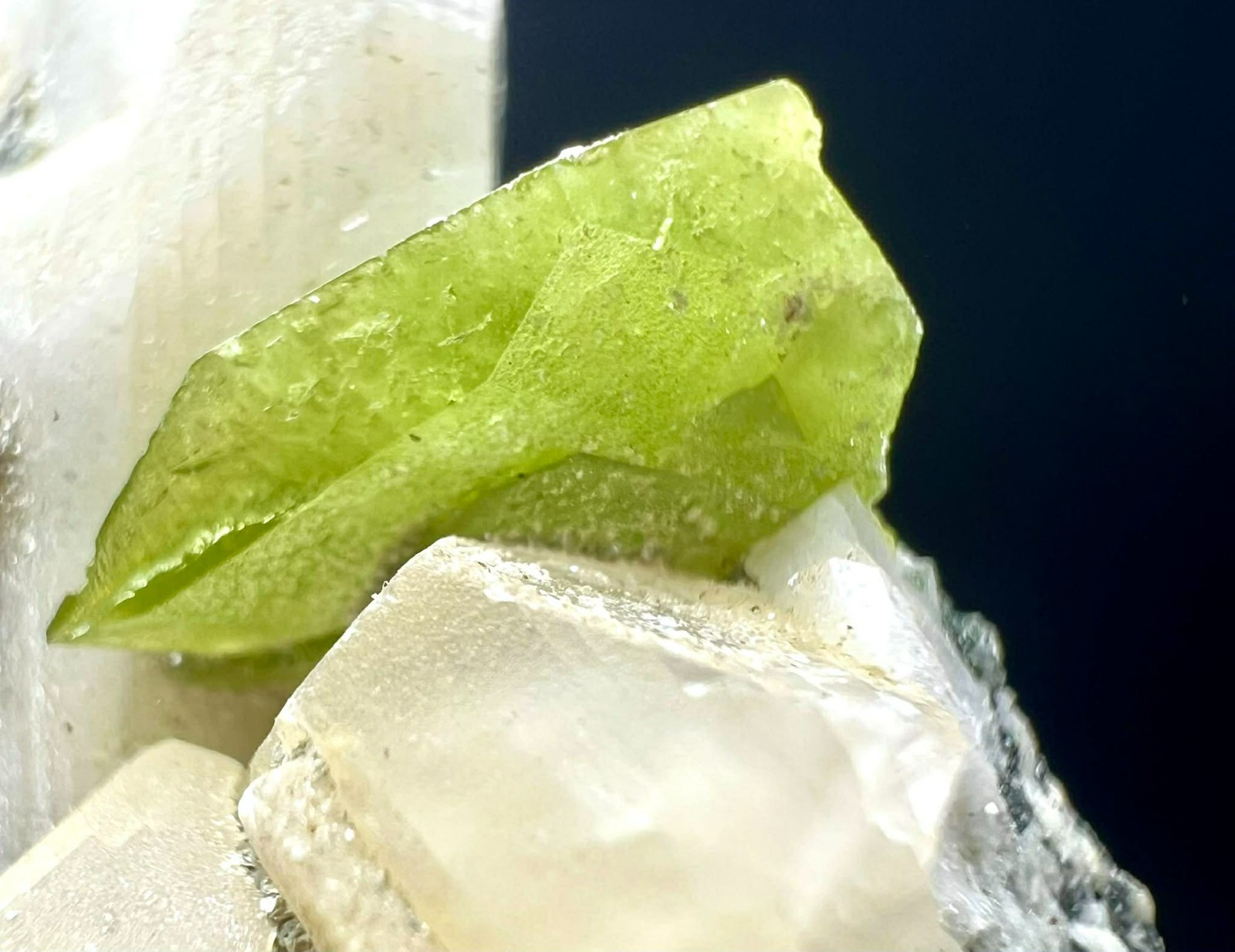 206 Carat Very Beautiful Titanite Green Sphene, Mica Crystals On Matrix @PAK