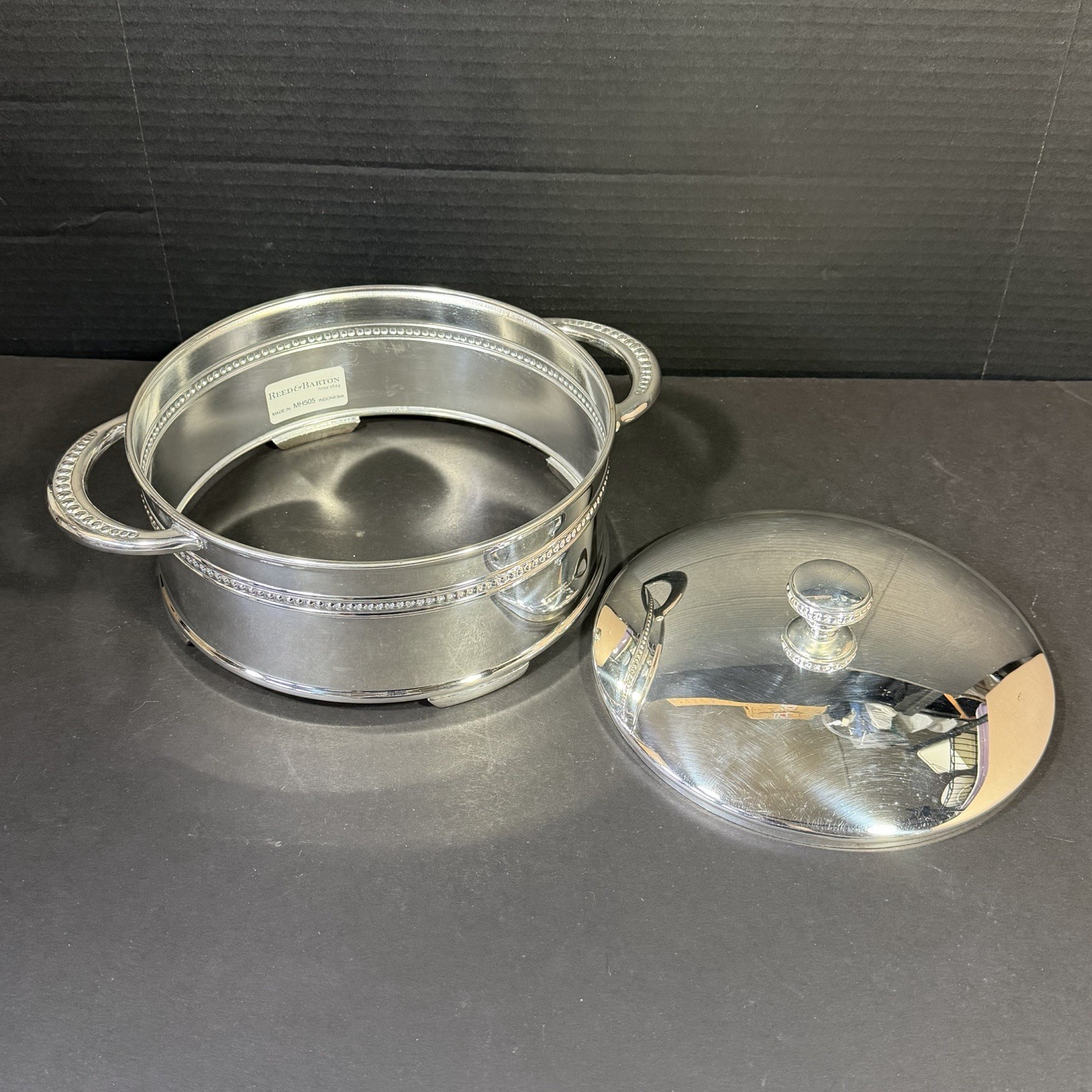 Reed & Barton Casserole Holder with Handles & Lid 9