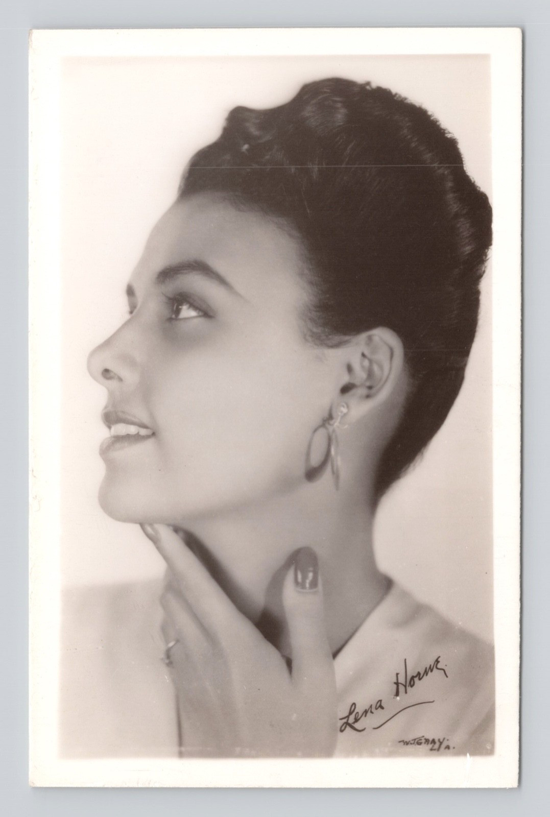 Postcard RPPC  Lena Horne Movie star Actress Singer ~ Unposted