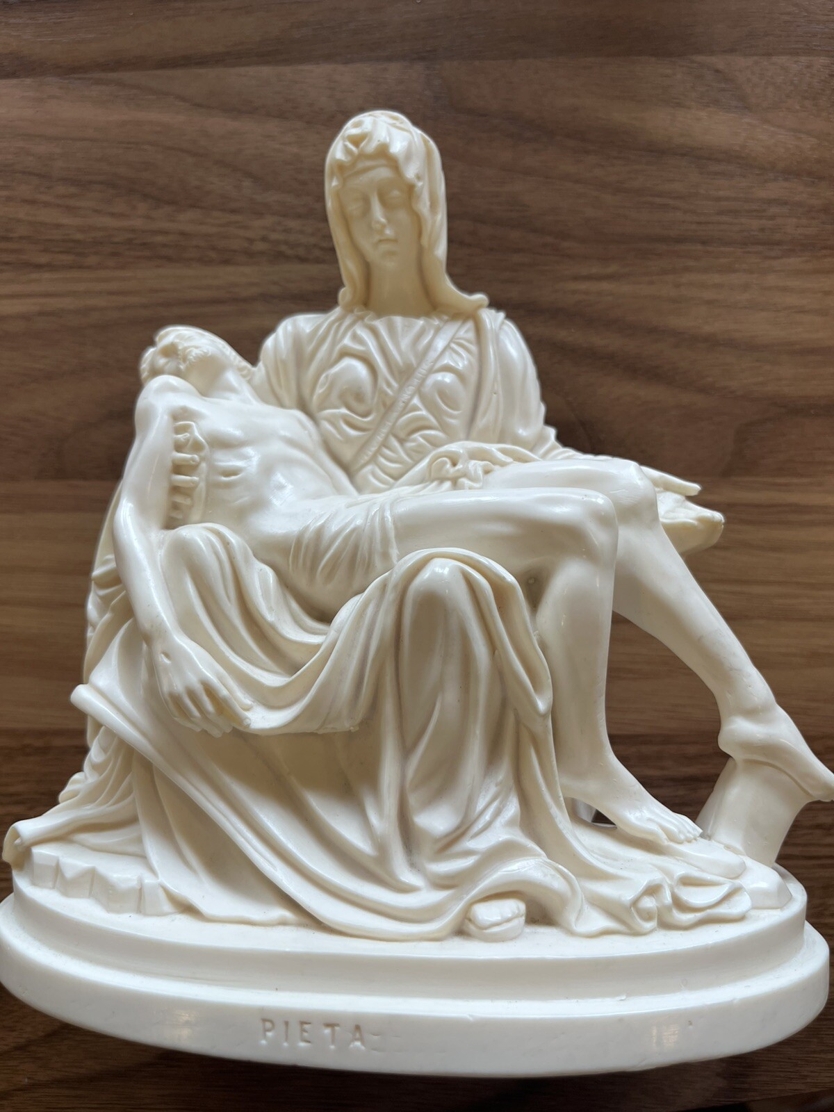 La Pieta by Michelangelo Replica Sculpture Marble Sculptor G Ruggeri VTG (HEAVY) La Pieta by Michelangelo Replica Sculpture Marble Sculptor G Ruggeri VTG (HEAVY)