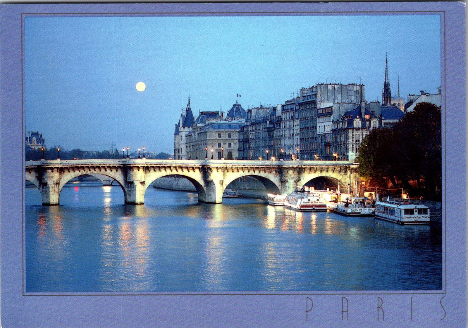 Famous Pont Neuf Bridge in Paris France Vintage Postcard TPQ32