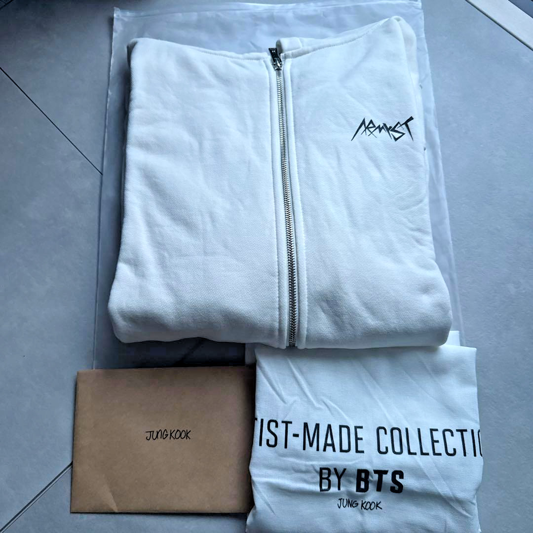 Artist Made Collection by BTS Jung Kook ARMYST Zip-Up Hoody M White w/Photocard