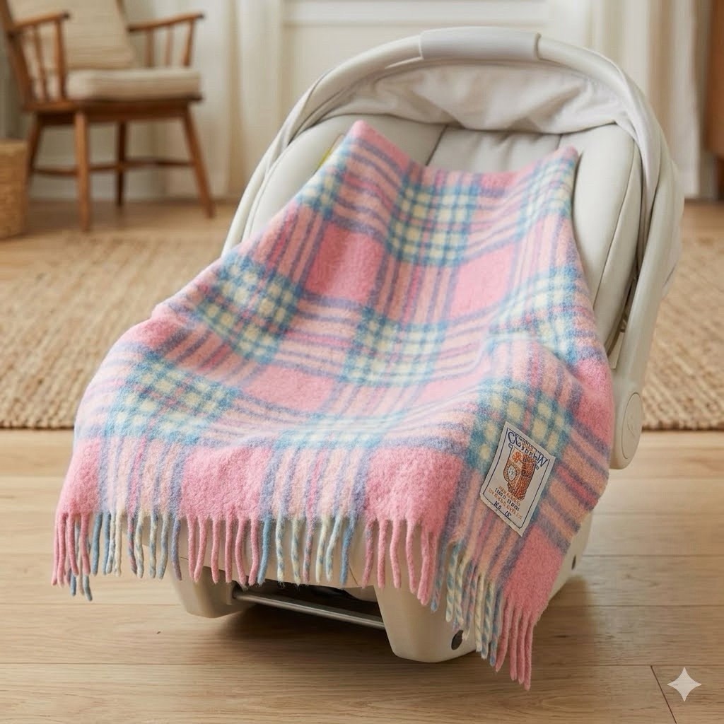 Vintage Royal Curvon 100% Wool Plaid Baby Blanket Throw Pink Blue Fringe 30x35