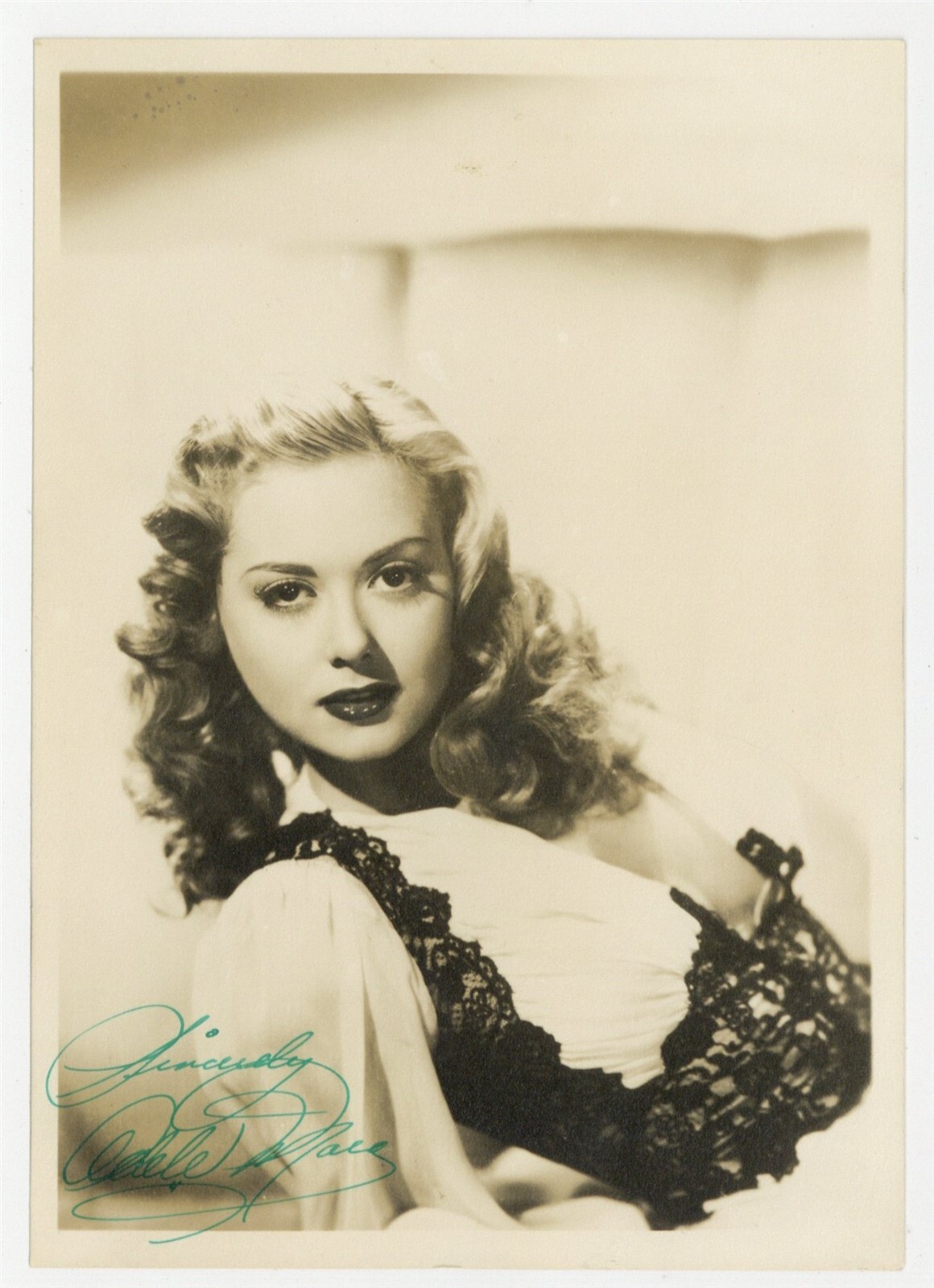 Adele Mara 1945 Hand Signed 5x7 Actress Singer Westerns Photo Portrait J14151