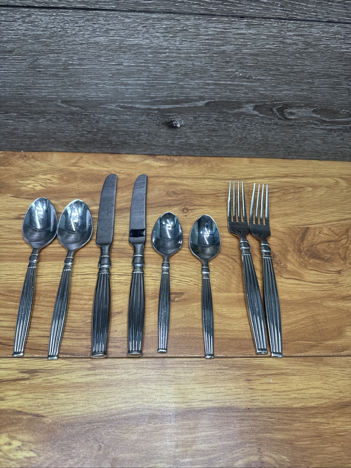 Wedgwood COLOSSEUM Stainless  Flatware set of 8