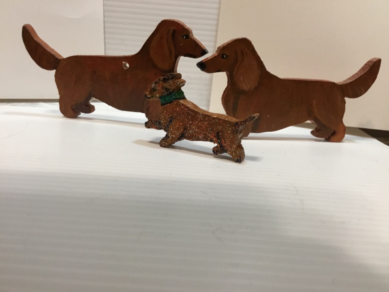 3 Handmade Wooden Handpainted Free Standing RED DACHSHUND Magnets/Pins/Ornaments 3 Handmade Wooden Handpainted Free Standing RED DACHSHUND Magnets/Pins/Ornaments