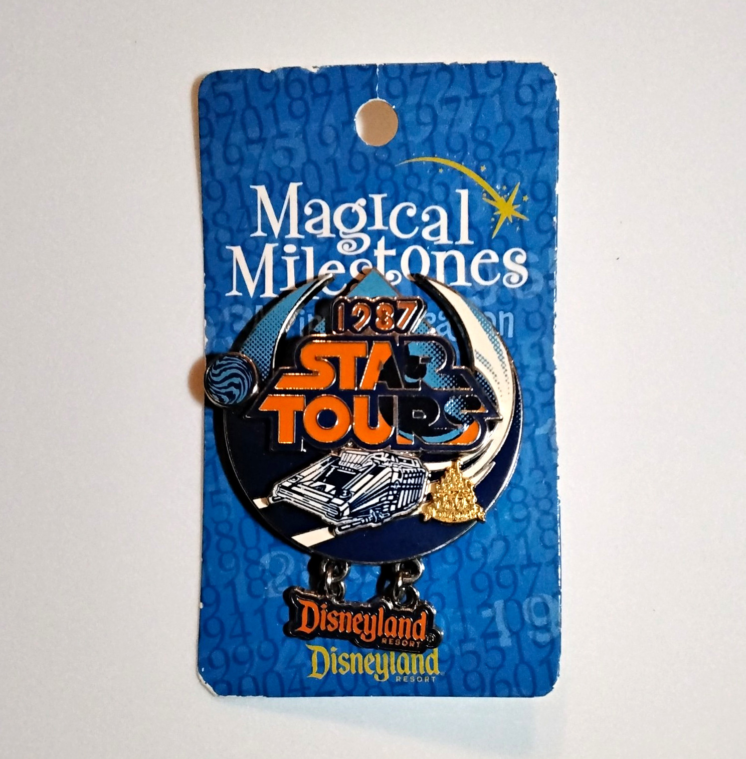 2005 Star Wars Disneyland Magical Milestones 1987 Star Tours Dangle Single Pin