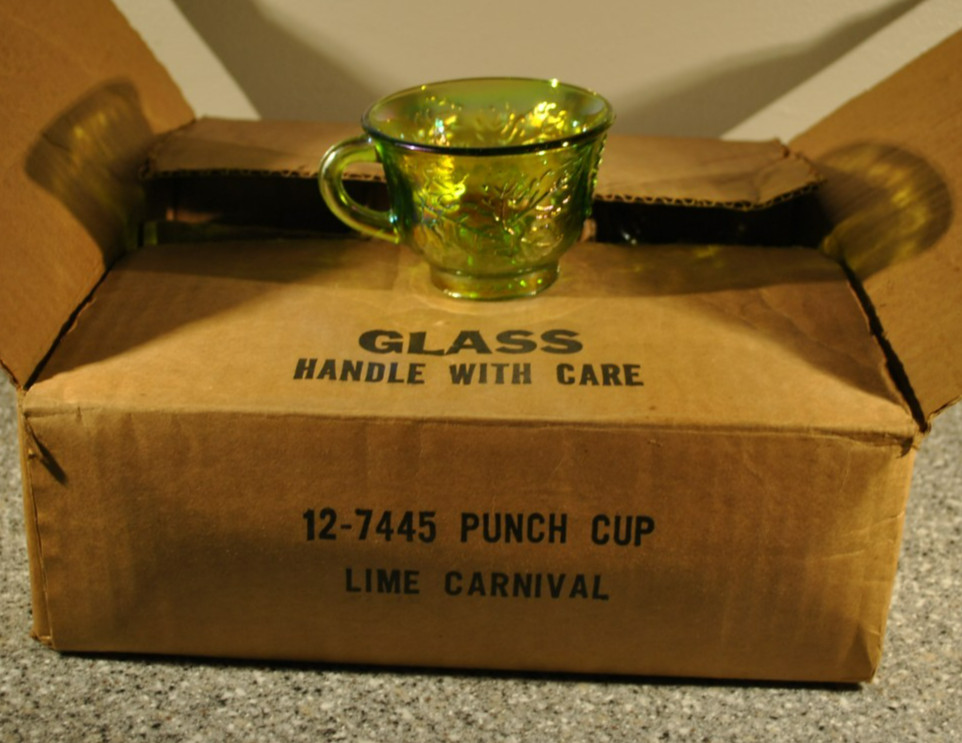 Lime Carnival Indiana Glass Punch Glasses Vintage Grape 12 cups in original box