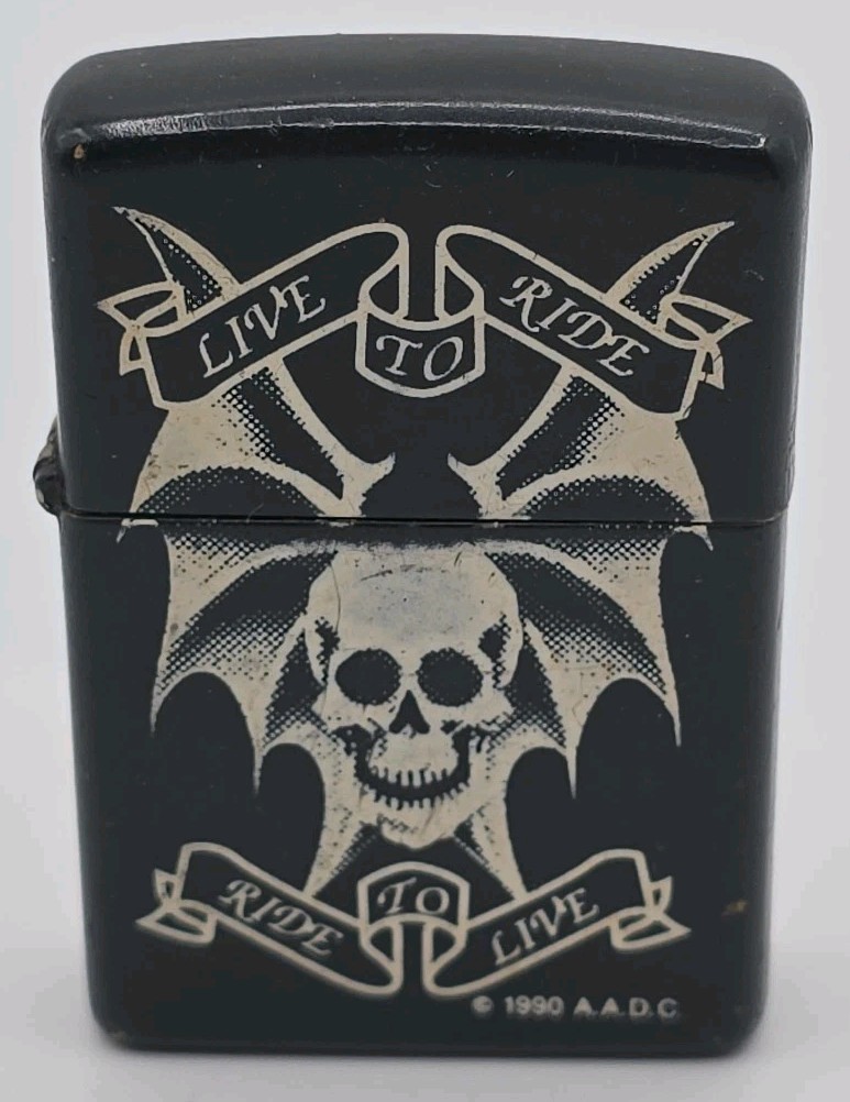 Zippo  \