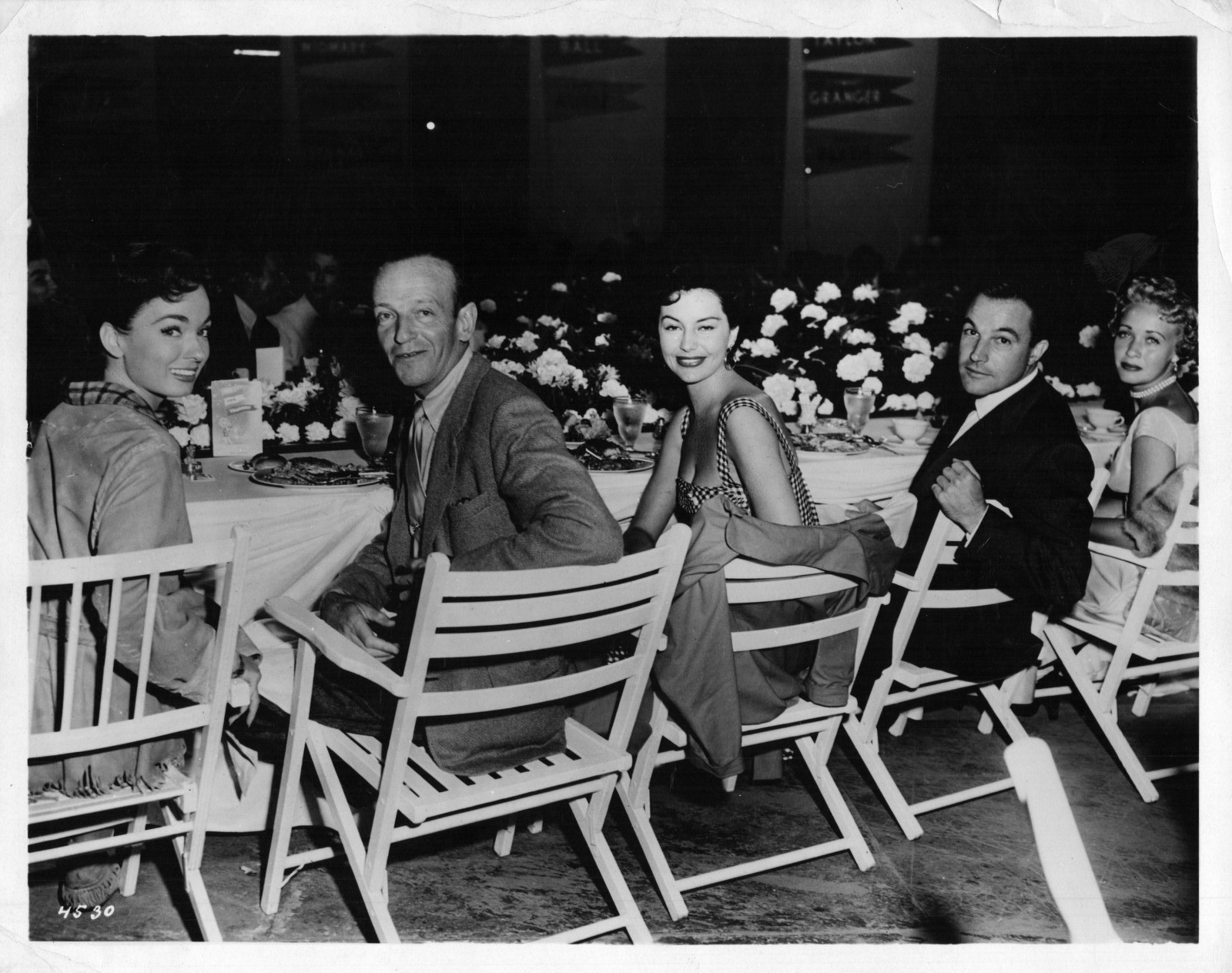 GENE KELLY + FRED ASTAIRE + BLYTH + POWELL CYD CHARISSE PORTRAIT ORIG PHOTO MA77
