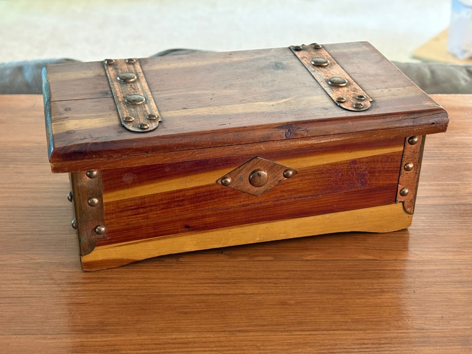 Antique 1924 Cedar Wood Momento Trinket Box Barager-Webster Co. Eau Claire Wis
